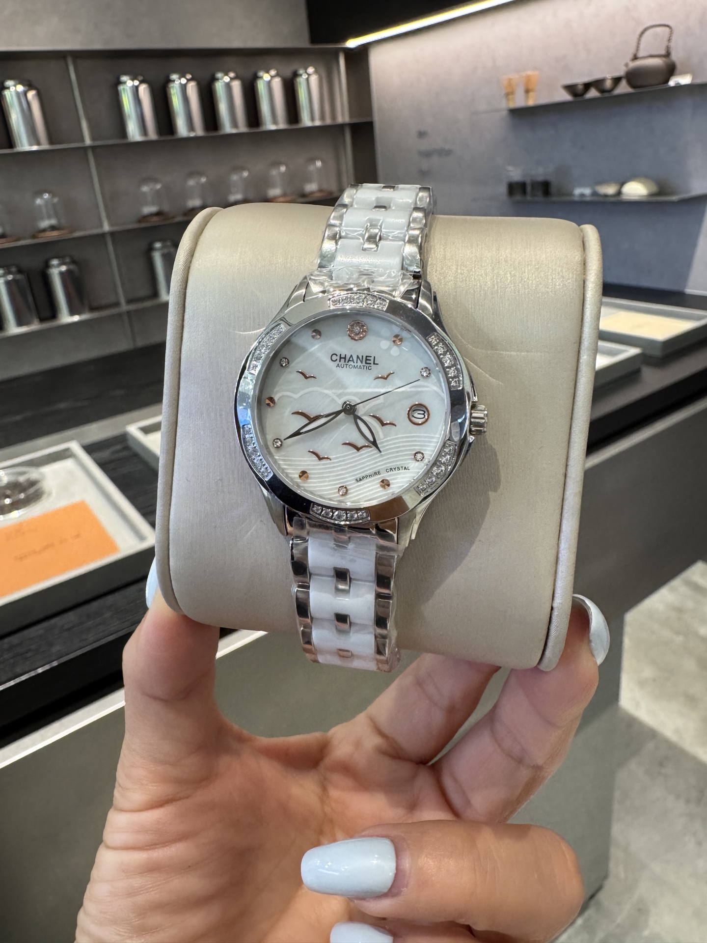 CHANEL J12 原單白陶瓷女錶 月光金邊鑽圈設計｜歐美奢侈品精品推薦
