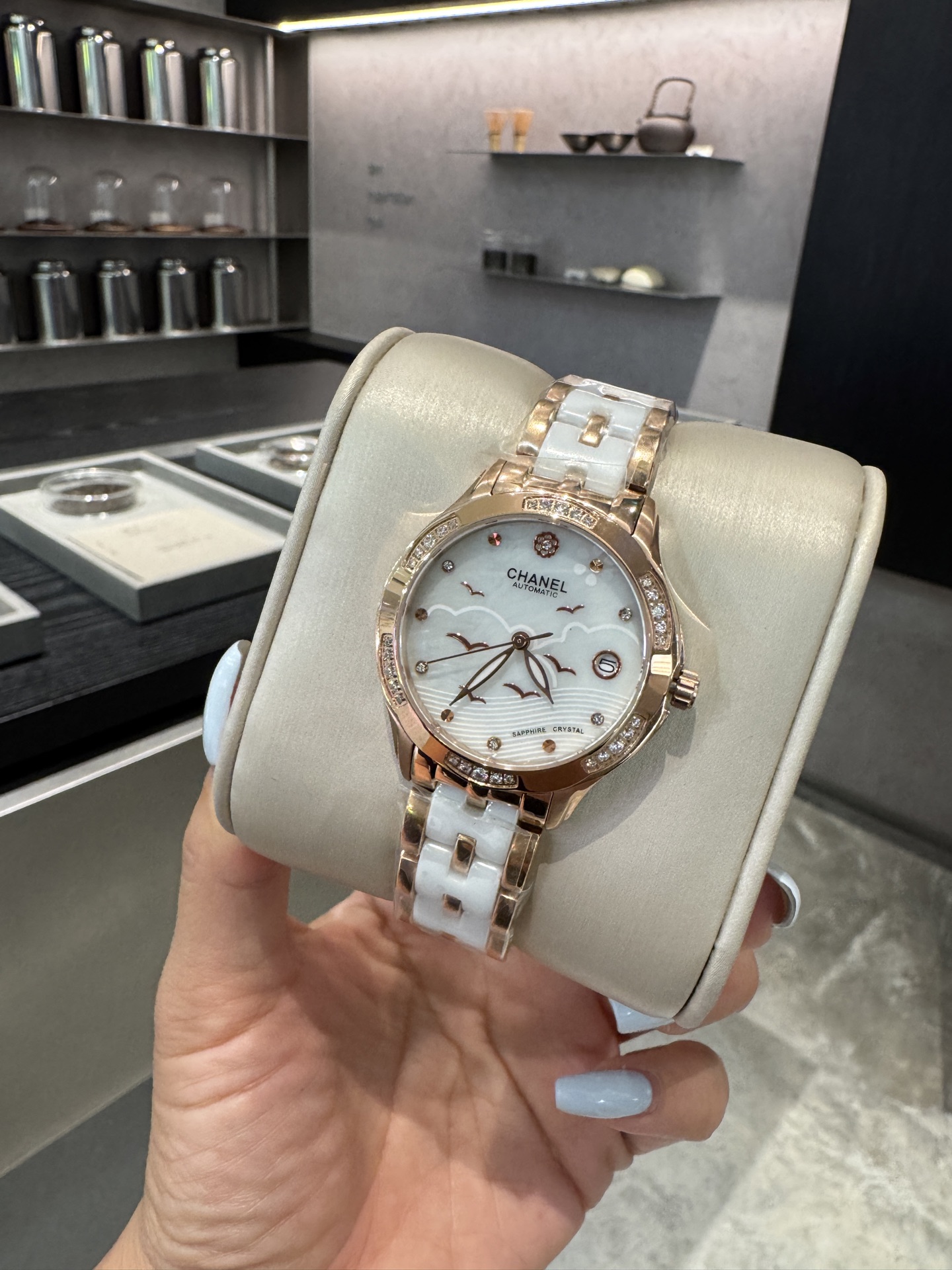 CHANEL J12 原單白陶瓷女錶 月光金邊鑽圈設計｜歐美奢侈品精品推薦