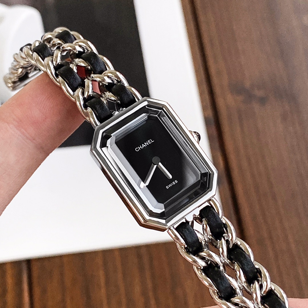 CHANEL Première 高仿銀鏈皮革女錶 八角黑面經典款｜歐美奢侈品精品推薦