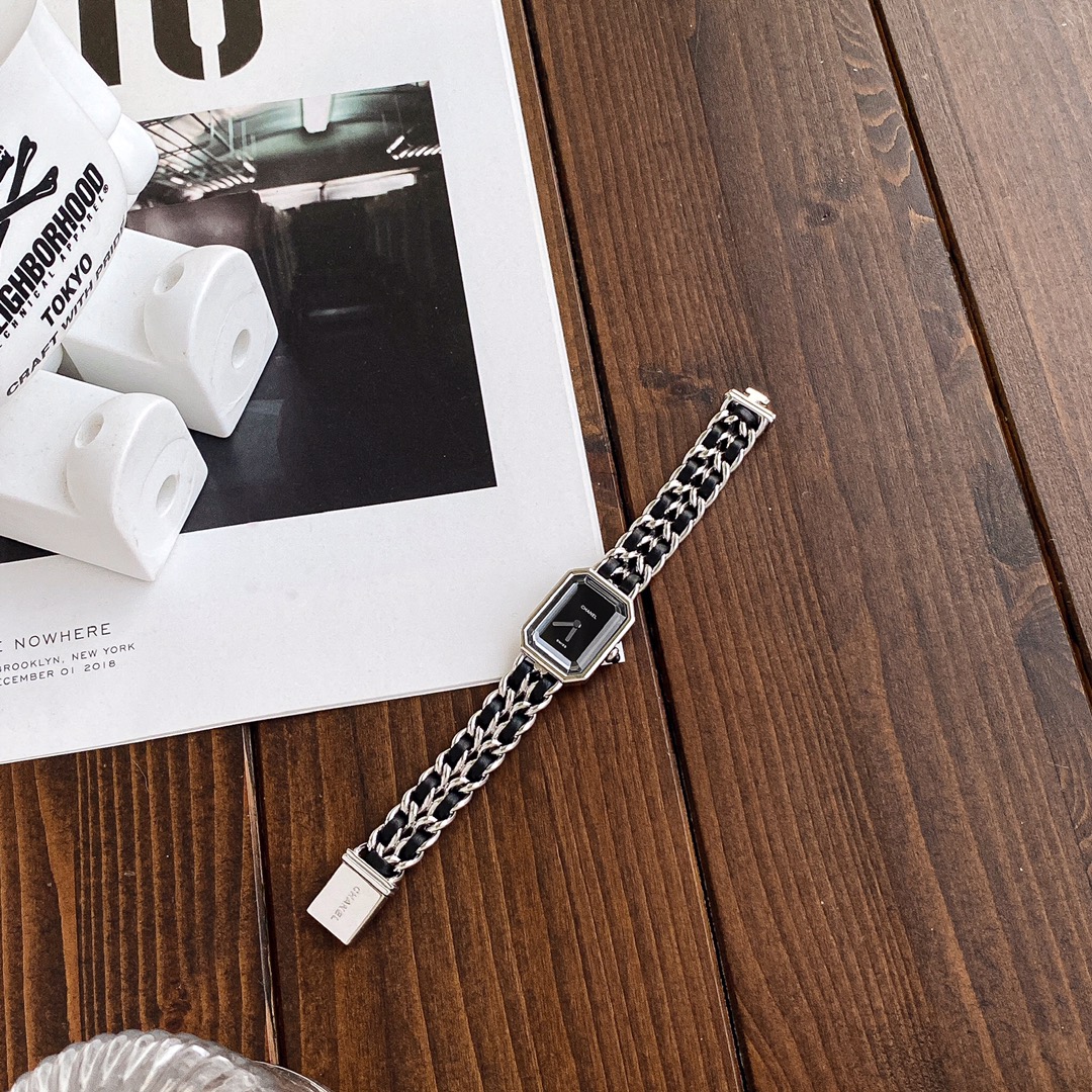 CHANEL Première 高仿銀鏈皮革女錶 八角黑面經典款｜歐美奢侈品精品推薦