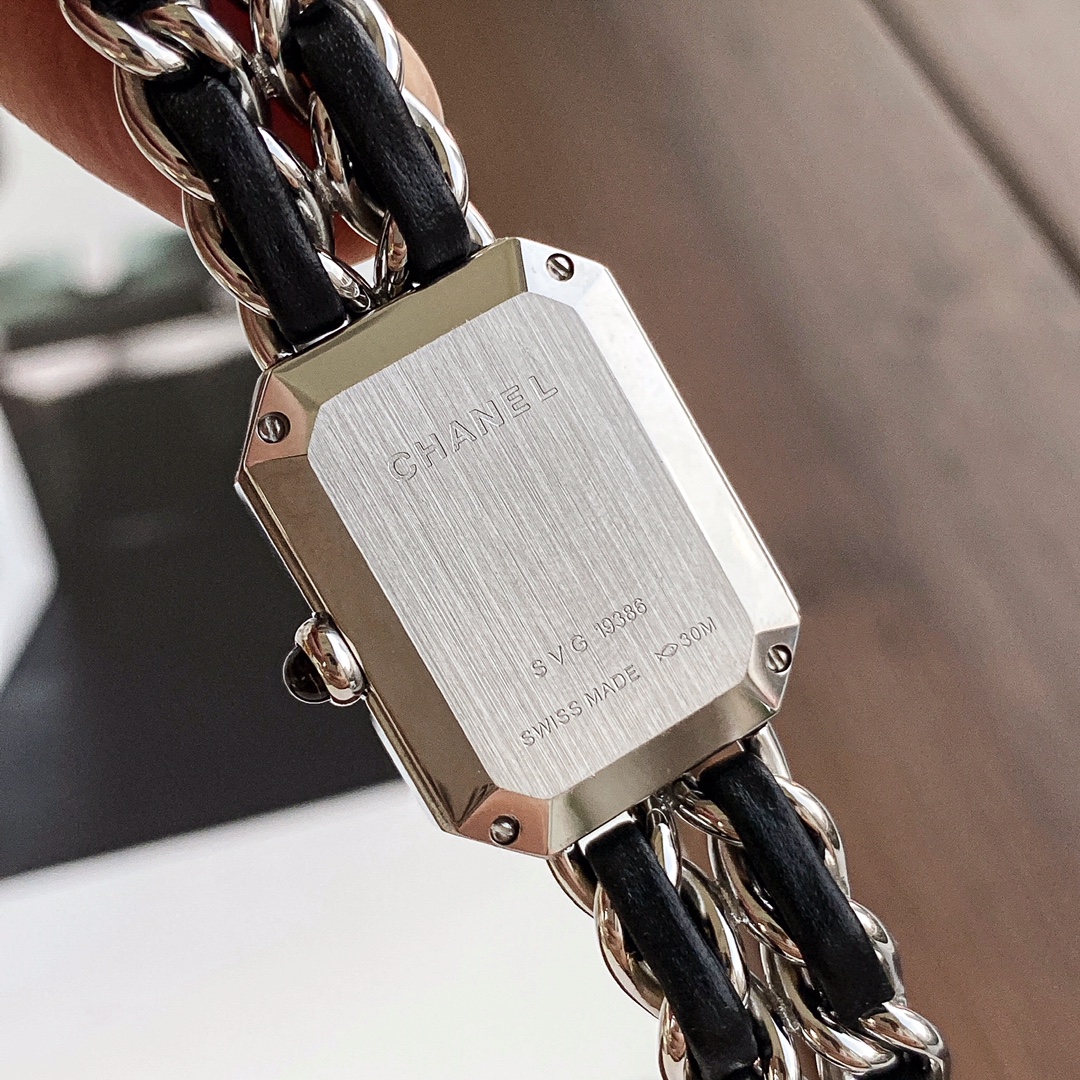 CHANEL Première 高仿銀鏈皮革女錶 八角黑面經典款｜歐美奢侈品精品推薦