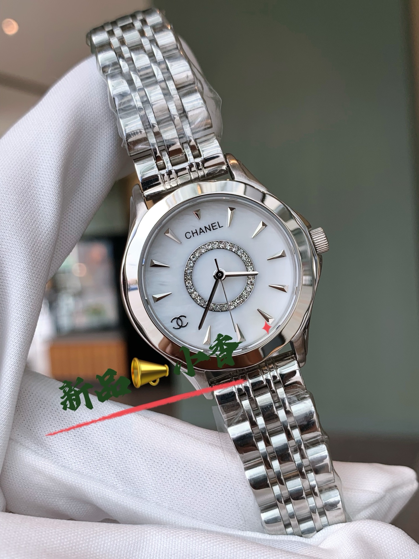 CHANEL Première白貝母高仿金鋼女錶 雙色鑽圈設計｜歐美奢侈品精品推薦