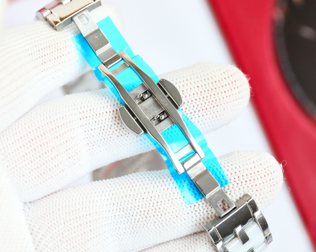 CHANEL J12高仿白面玫瑰金女錶 鑽圈雙C設計陶瓷鏈帶｜歐美奢侈品精品推薦