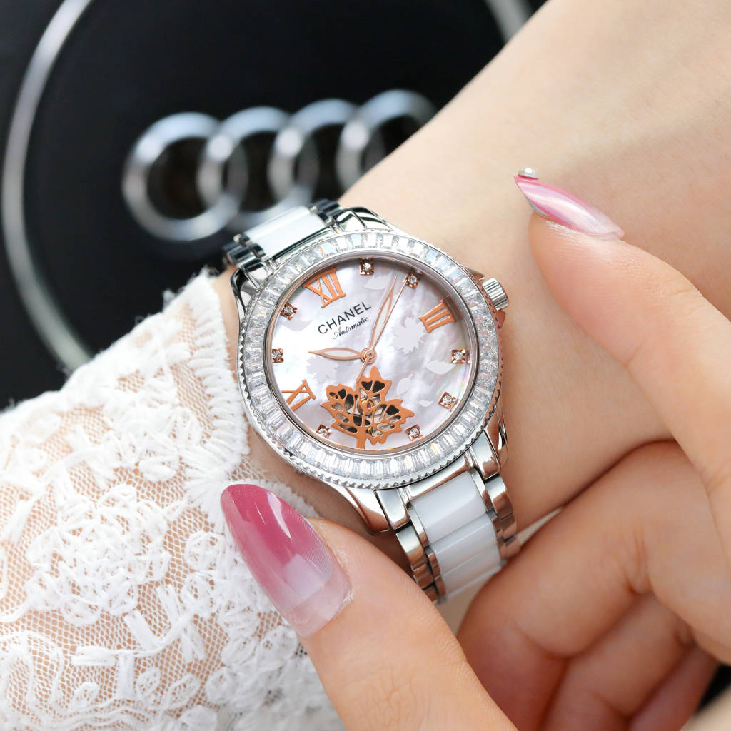 CHANEL J12山茶花高仿白陶瓷女錶 銀色花瓣鏤空款｜歐美奢侈品精品推薦