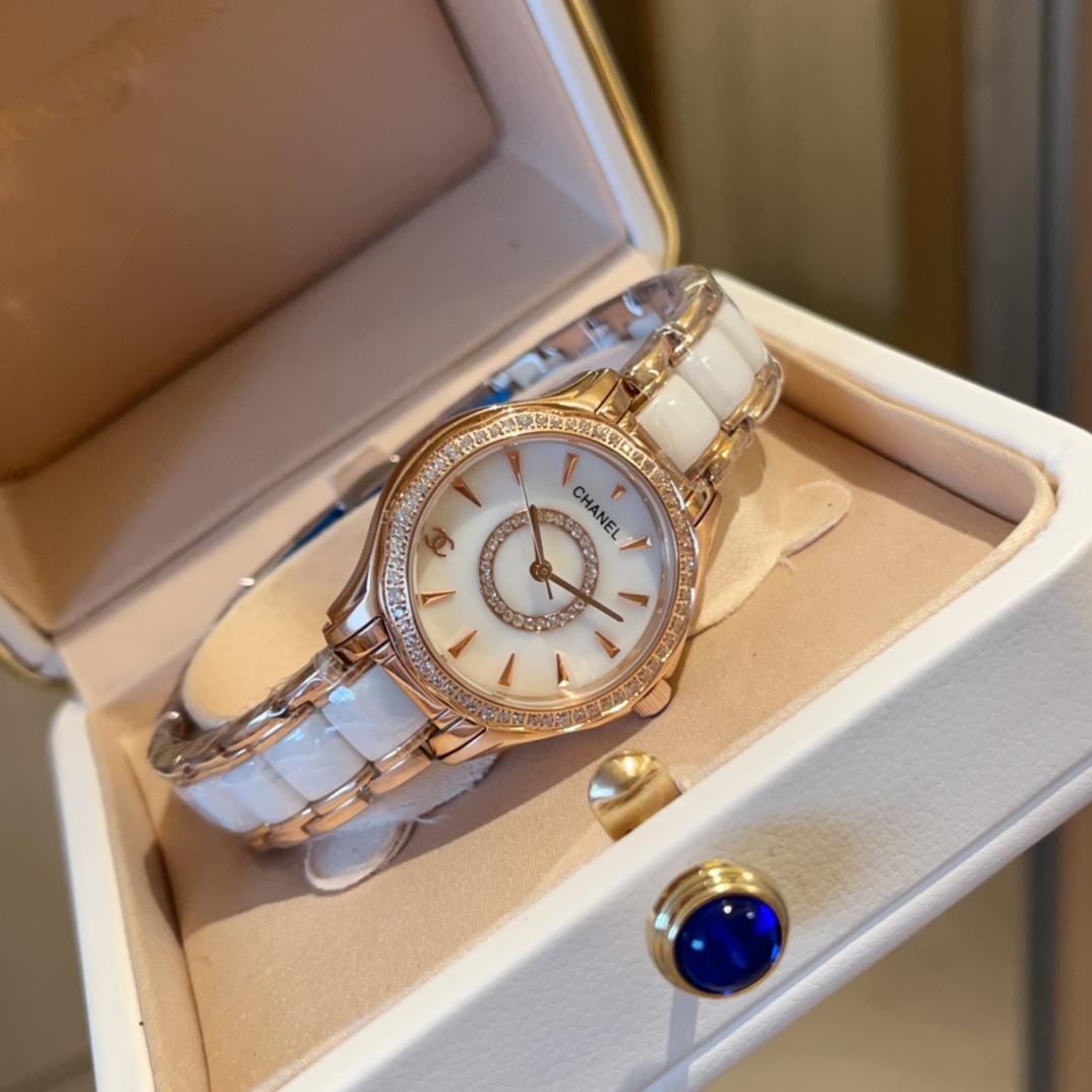CHANEL J12原單白陶瓷女錶 貝母鑽圈雙C設計｜歐美奢侈品精品推薦