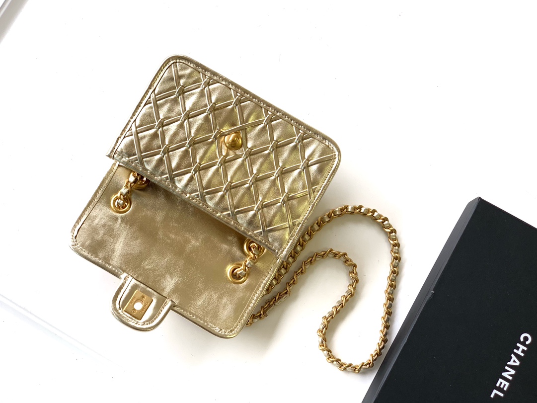 CHANEL 高仿金色迷你菱格鏈條包 經典雙C設計小香風斜背精品｜歐美奢侈品精品推薦