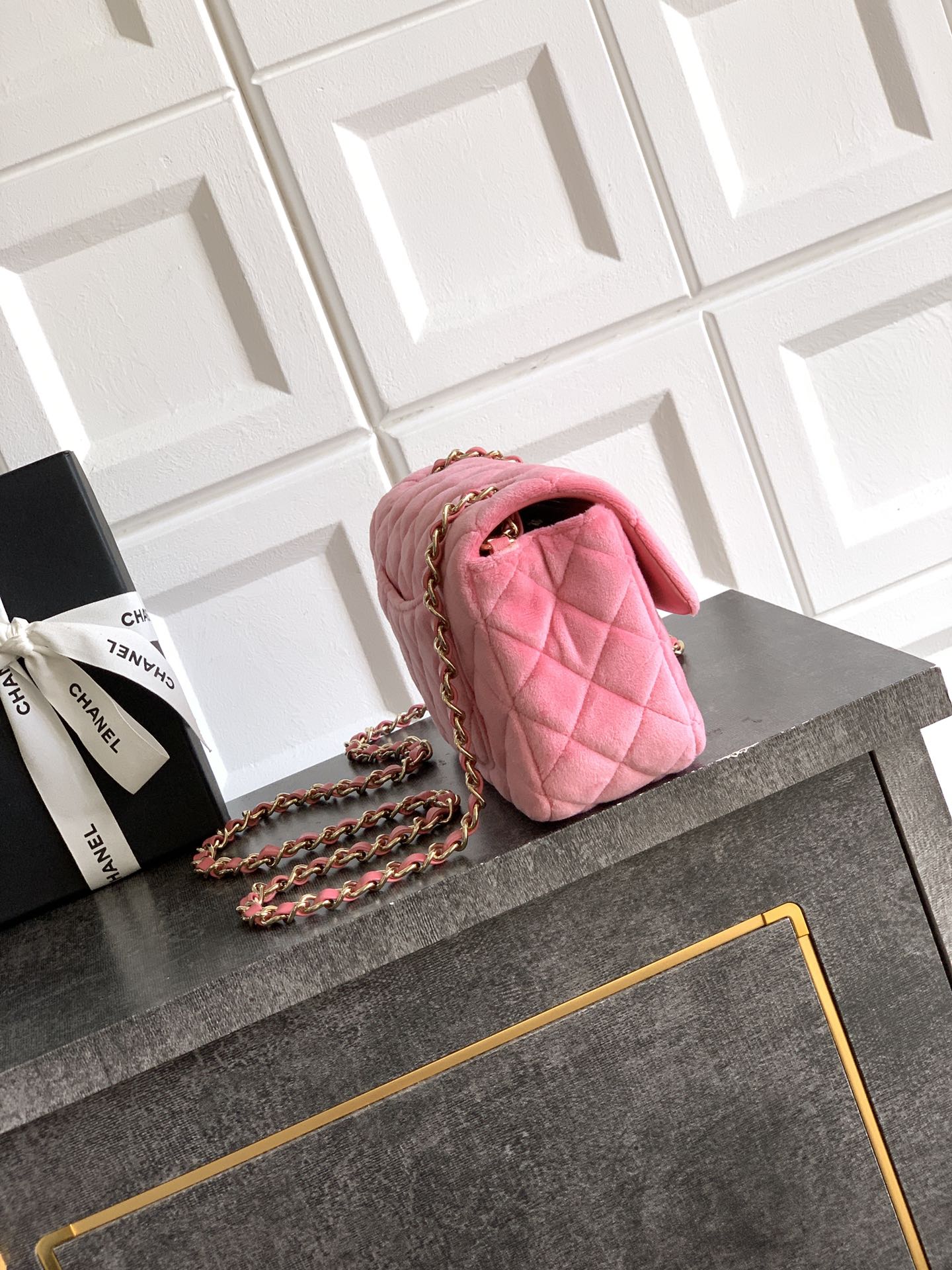CHANEL 高仿 2.55 粉色絨面菱格鏈條包 氣質甜美百搭精品女包｜歐美奢侈品精品推薦