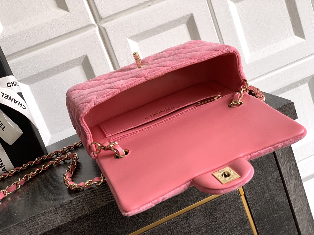 CHANEL 高仿 2.55 粉色絨面菱格鏈條包 氣質甜美百搭精品女包｜歐美奢侈品精品推薦