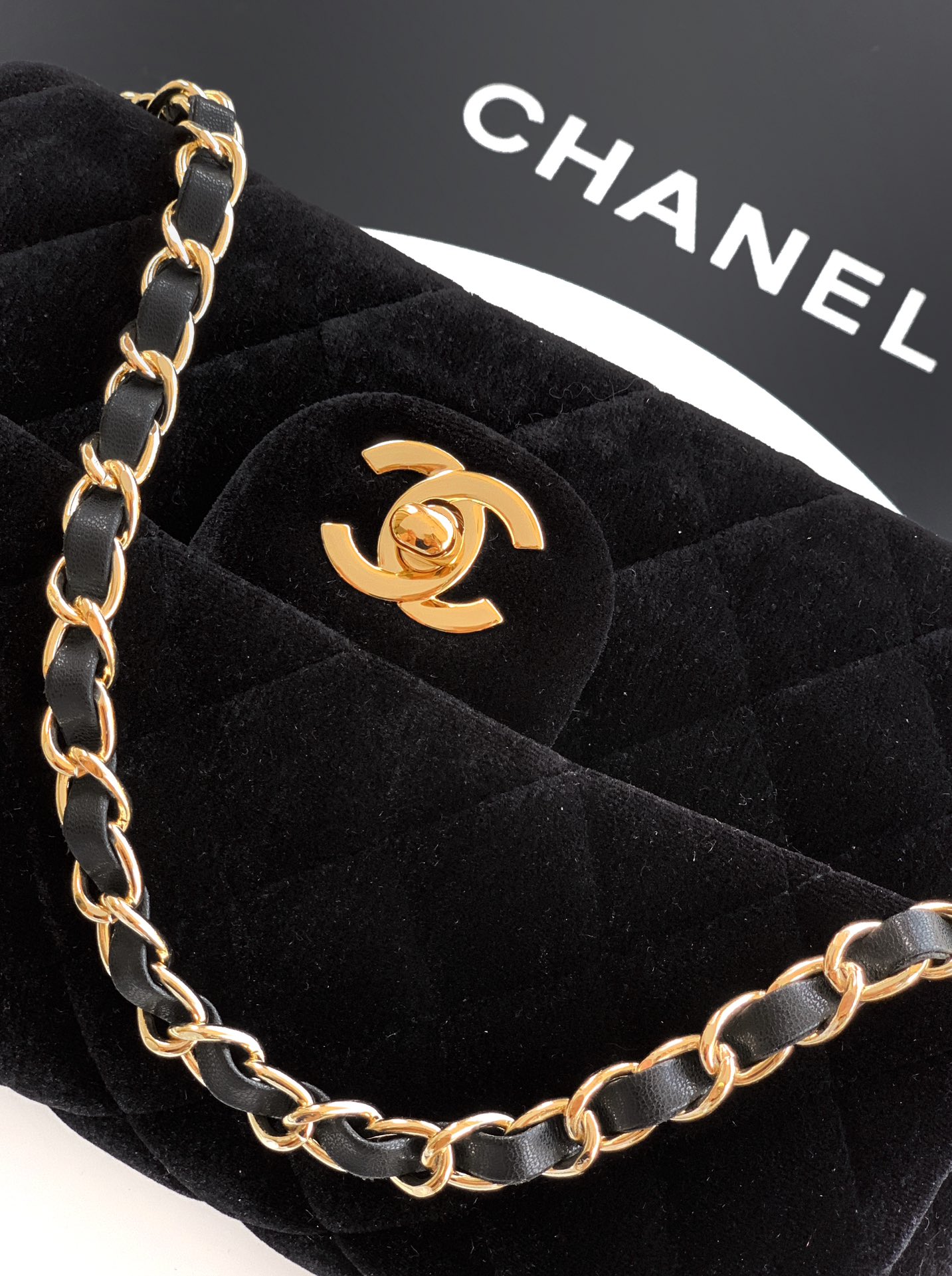 CHANEL 高仿 2.55 黑色絨面菱格鏈條包 經典雙C復古奢華氣質女包｜歐美奢侈品精品推薦