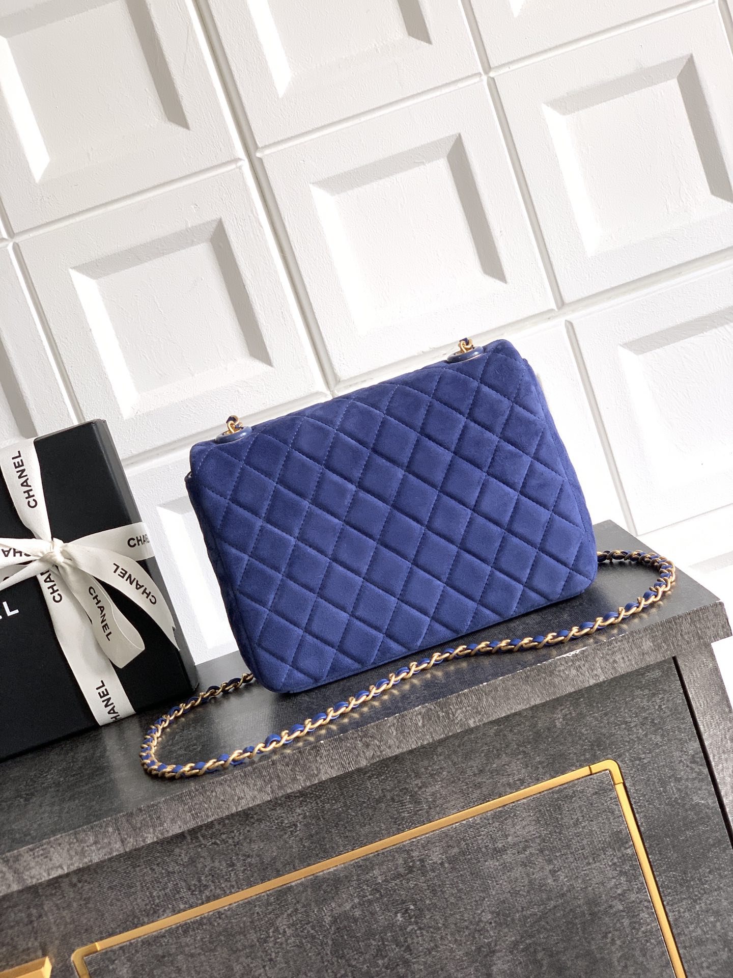 CHANEL 高仿 2.55 寶藍色絨面菱格鏈條包 時尚亮眼奢華氣質女包｜歐美奢侈品精品推薦