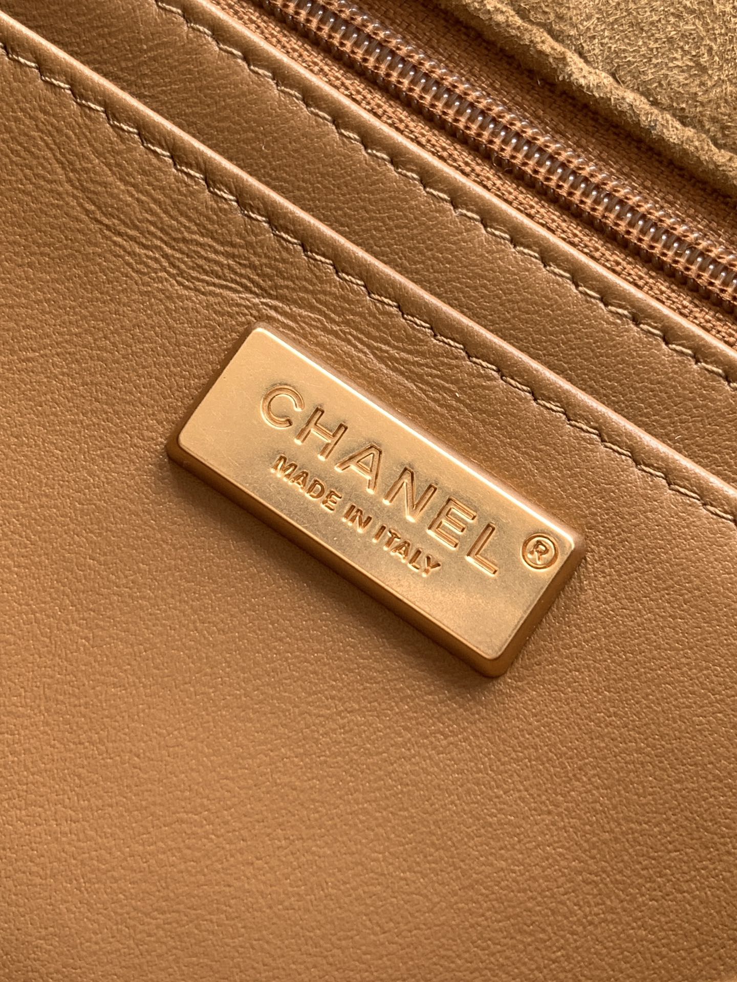 CHANEL 高仿 2.55 焦糖棕絨面菱格鏈條包 復古奢華氣質女包｜歐美奢侈品精品推薦