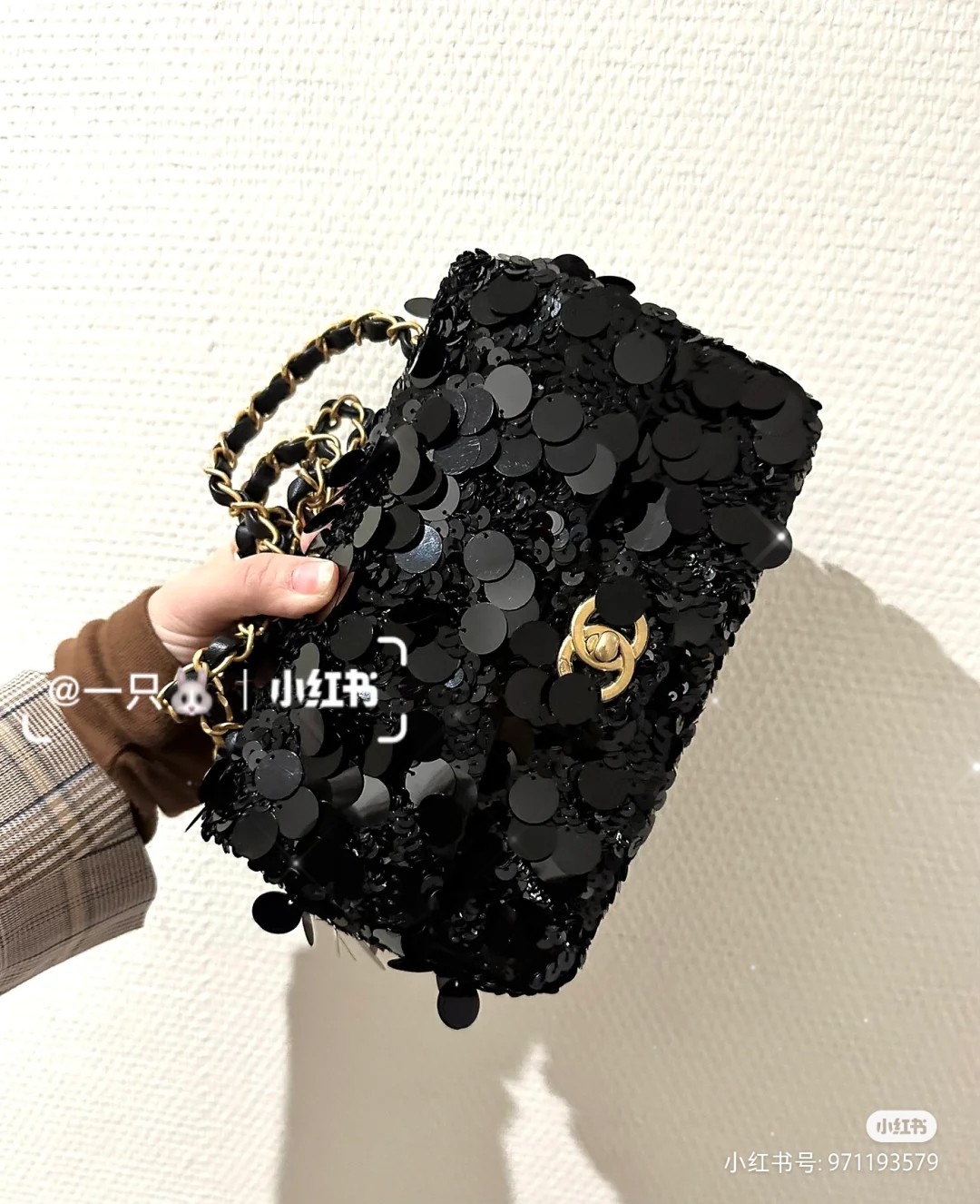 CHANEL 高仿 黑色亮片鏈條包 閃耀奢華質感派對精品女包｜歐美奢侈品精品推薦