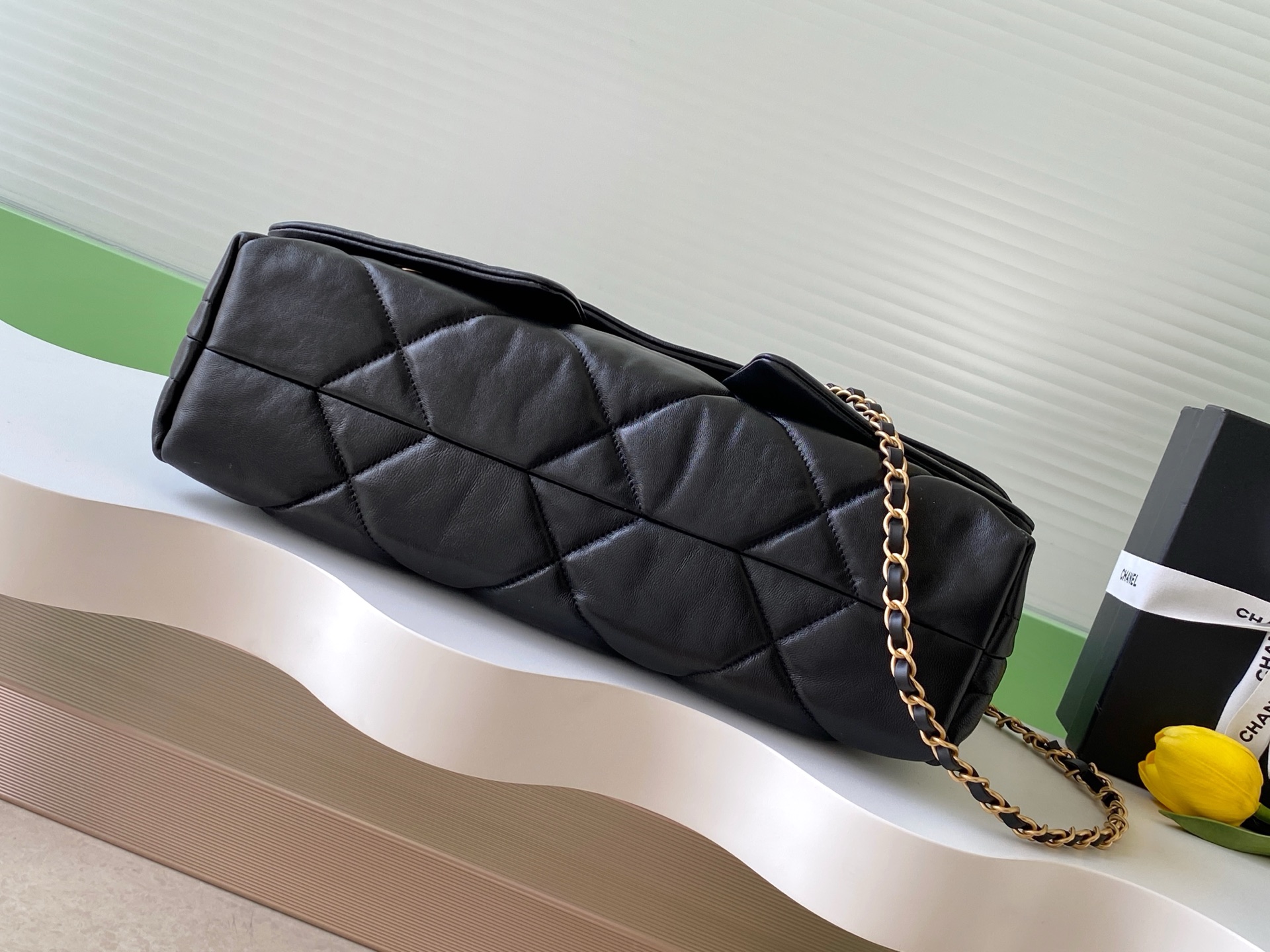 CHANEL 高仿 雙口袋黑色菱格鏈條包 經典復古金鎖造型精品女包｜歐美奢侈品精品推薦