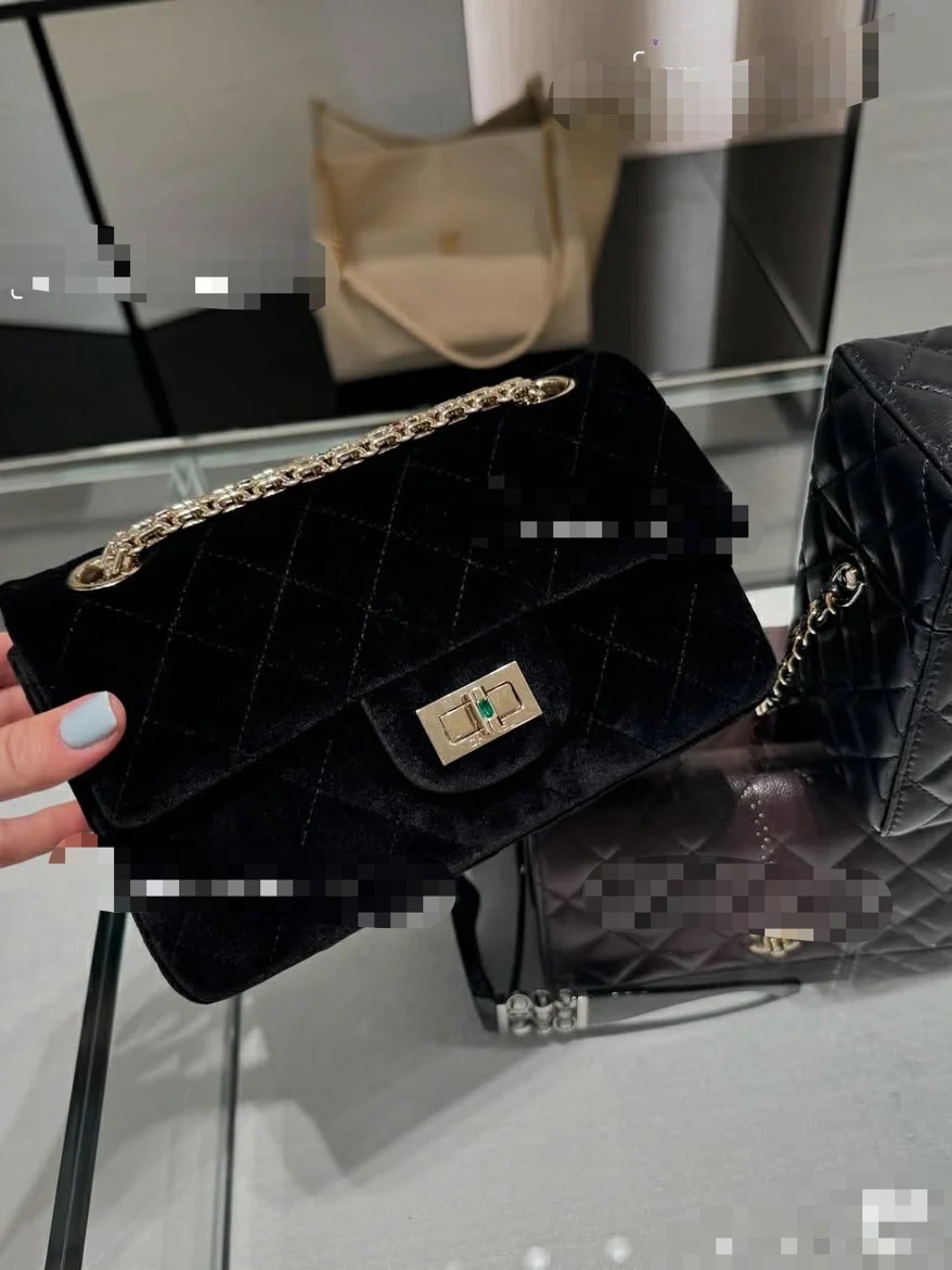 CHANEL 高仿 2.55 黑色絲絨金鏈包 復古奢華高貴氣質女包｜歐美奢侈品精品推薦