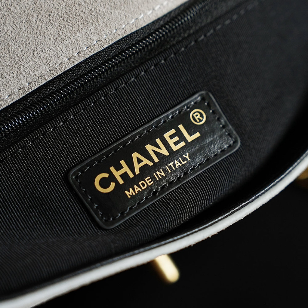 CHANEL A貨 2.55 黑灰拼接手提鏈條包 經典雙色設計精品女包｜歐美奢侈品精品推薦