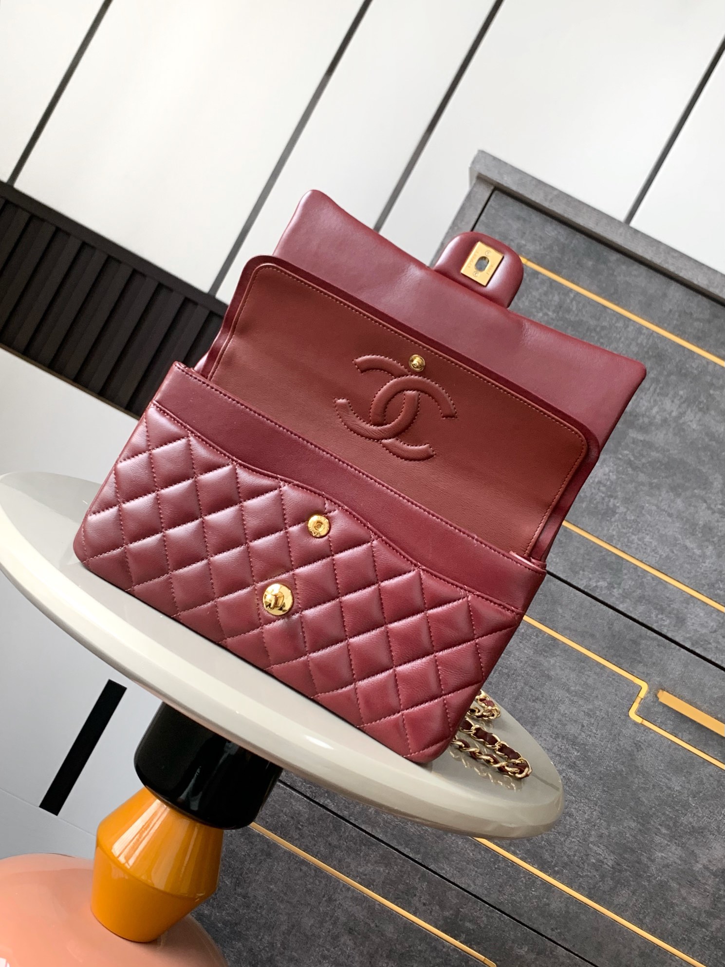 CHANEL A貨 2.55 酒紅色菱格鏈條包 優雅典藏高級精品女包｜歐美奢侈品精品推薦