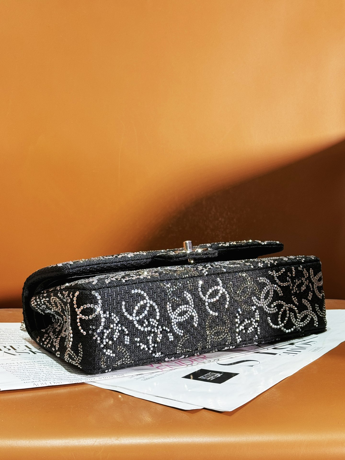 CHANEL 高仿 2.55 黑色亮鑽刺繡鏈條包 菱格閃耀奢華精品女包｜歐美奢侈品精品推薦