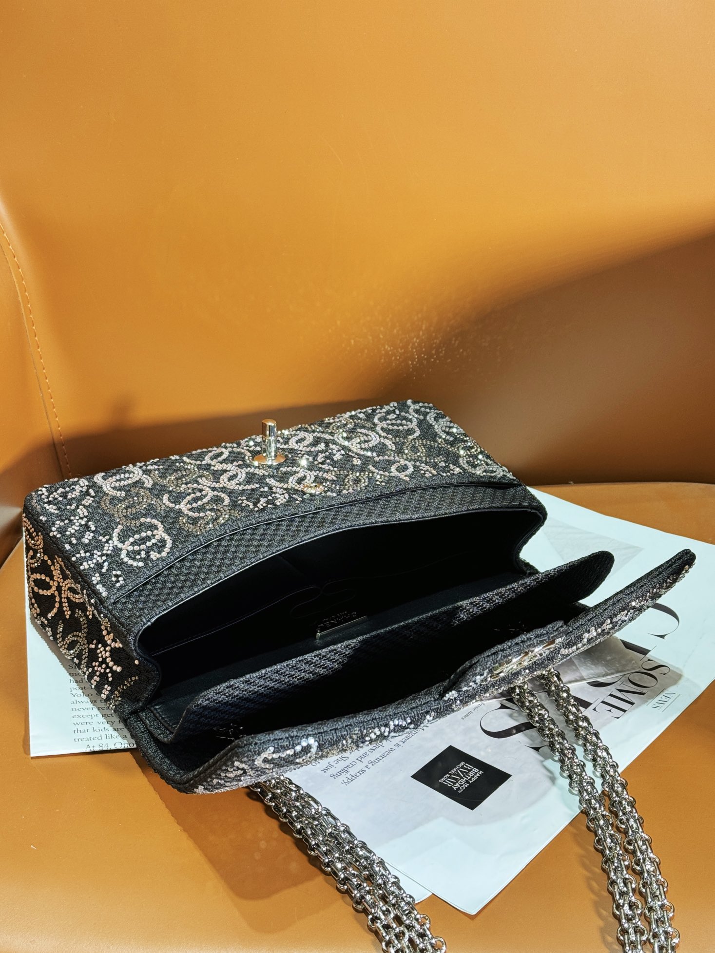 CHANEL 高仿 2.55 黑色亮鑽刺繡鏈條包 菱格閃耀奢華精品女包｜歐美奢侈品精品推薦