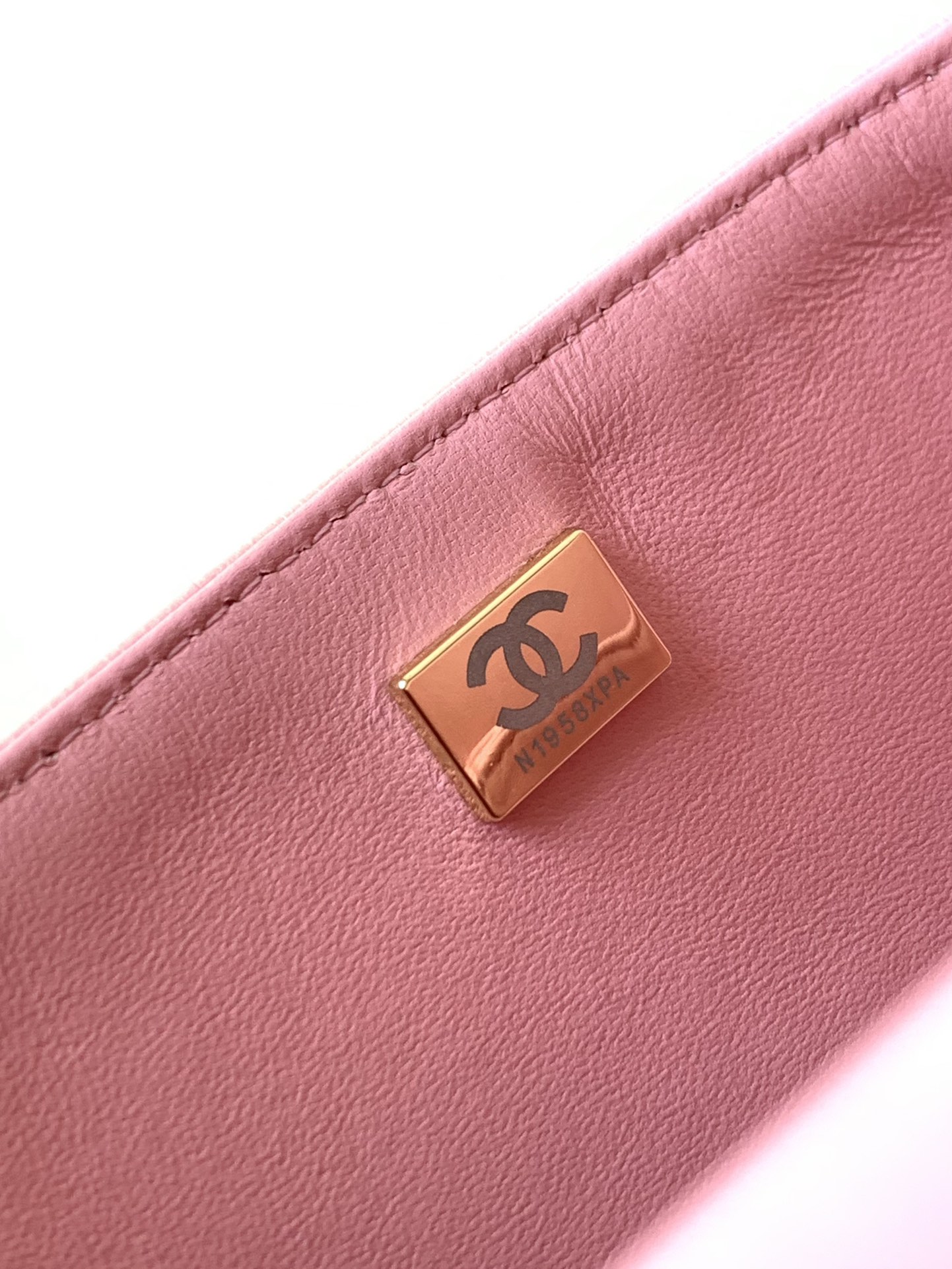 CHANEL 高仿 2.55 粉色花呢格紋鏈條包 時尚精品肩背包｜歐美奢侈品精品推薦