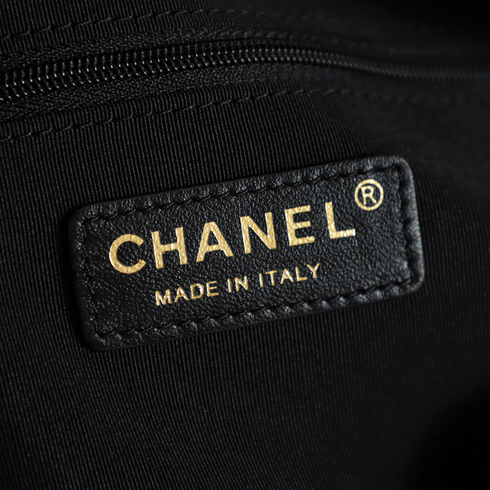CHANEL 原單 2.55 黑色徽章鏈條包 復古紅飾限量設計｜歐美奢侈品精品推薦