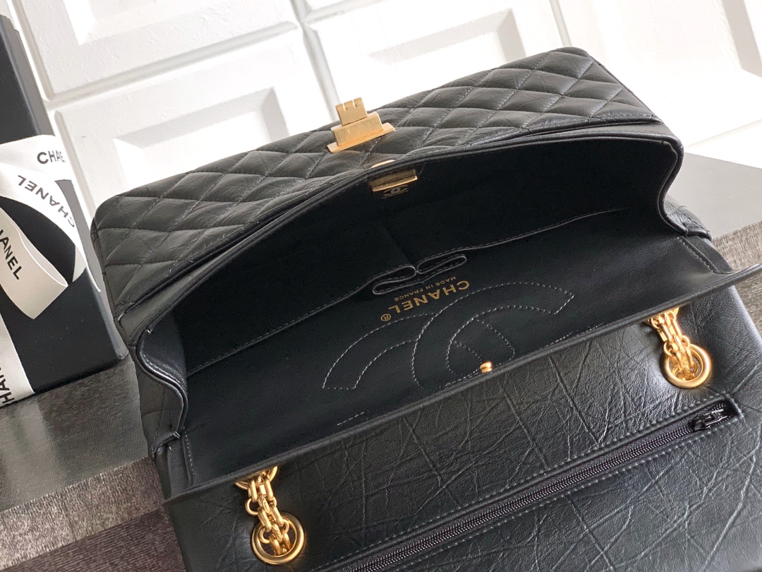CHANEL 頂級原版 2.55 黑色金鏈徽章包 經典限量復古鏈條包｜歐美奢侈品精品推薦