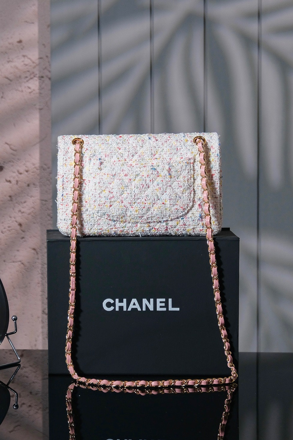 CHANEL A級精品 2.55 雪花呢粉白配色包 優雅菱格紋鏈條包｜歐美奢侈品精品推薦