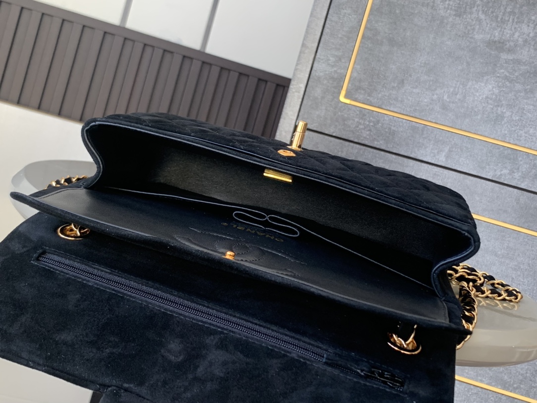CHANEL 一比一 2.55 黑色麂皮金鏈條包 經典優雅黑金雙C肩背包｜歐美奢侈品精品推薦