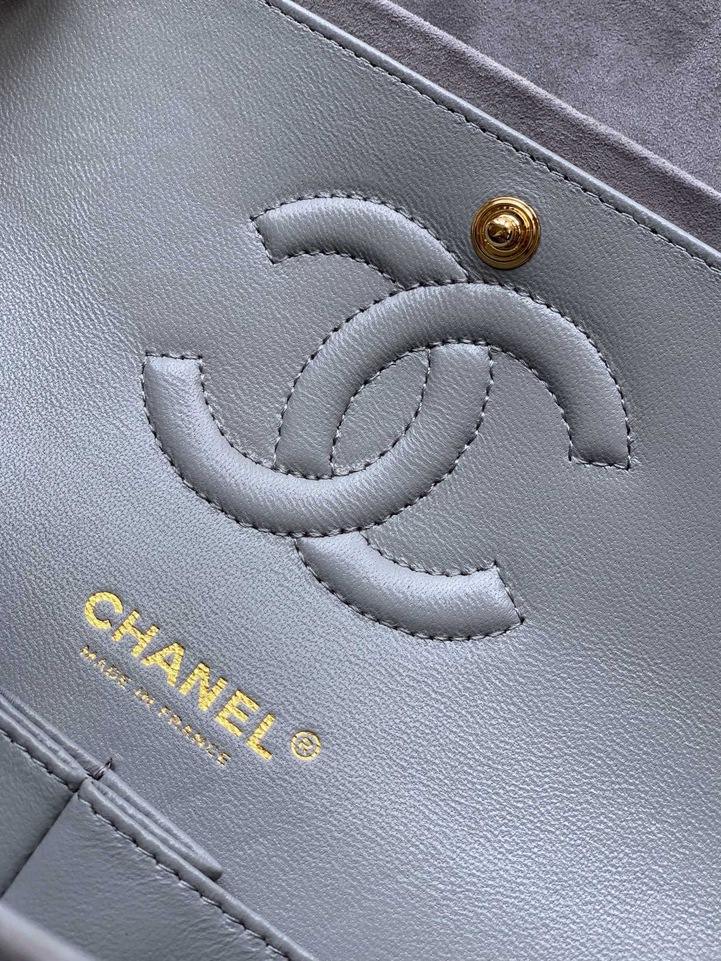 CHANEL A級版本 2.55 淺灰麂皮金鏈條包 優雅氣質菱格肩背包｜歐美奢侈品精品推薦