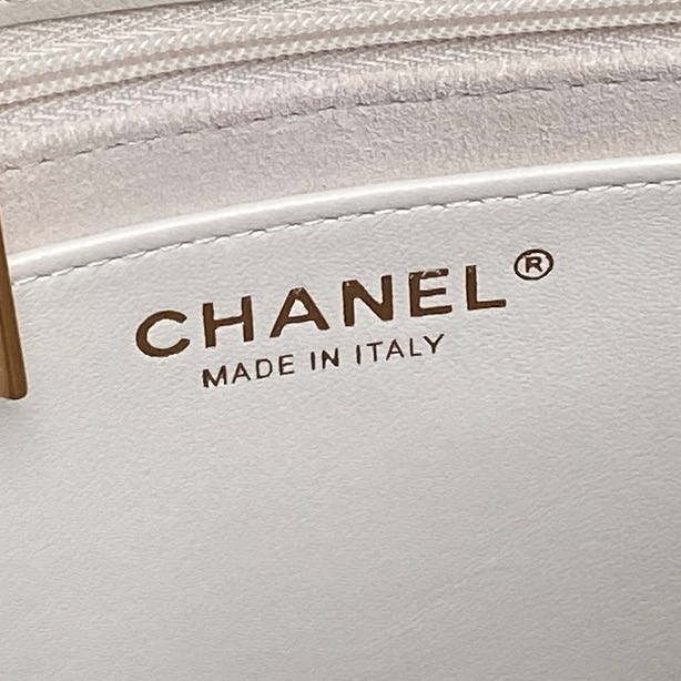 Chanel 一比一白色菱格手提包 經典優雅鏈條單肩款｜歐美奢侈品精品推薦