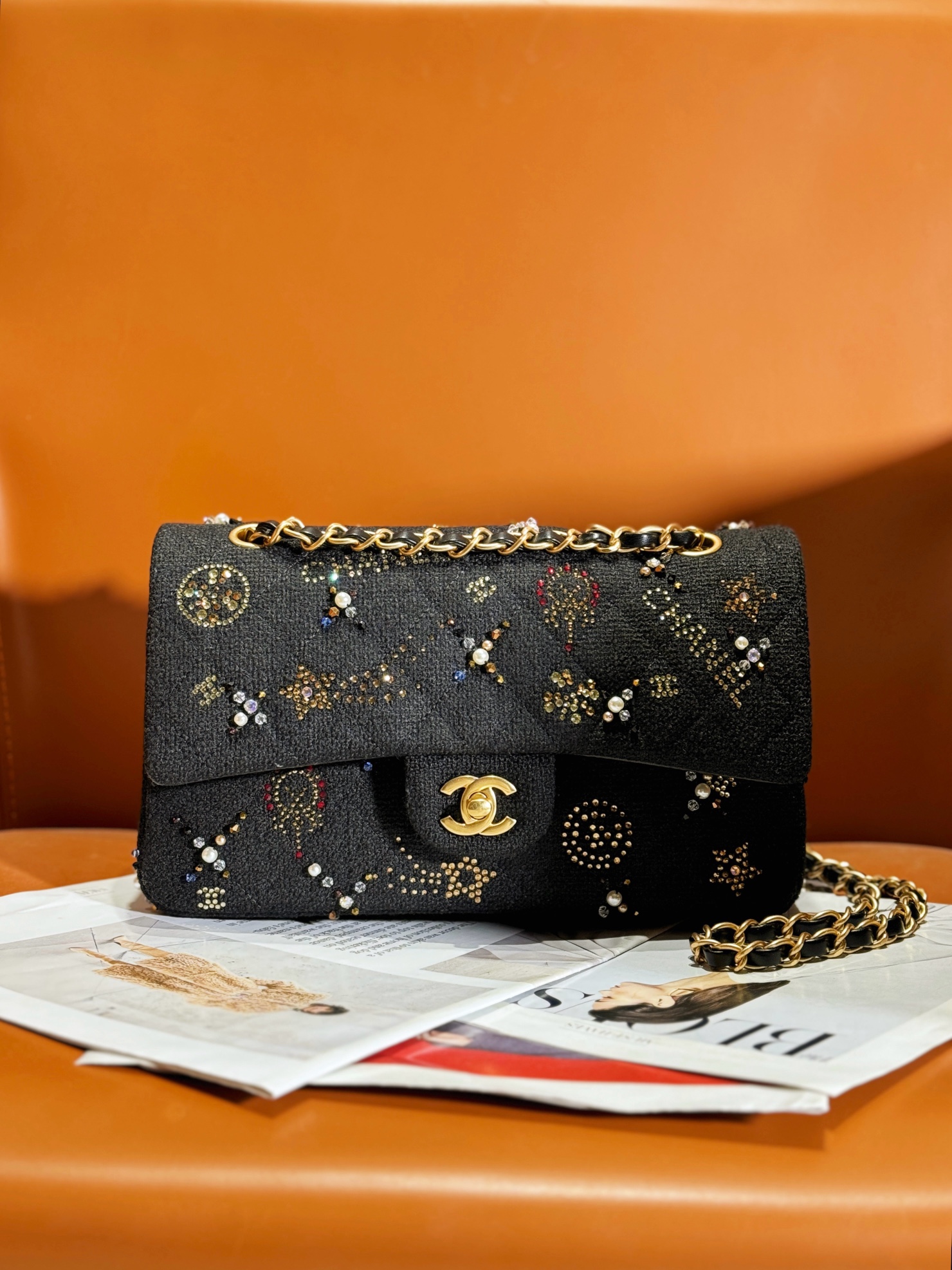 Chanel 頂級原單黑色刺繡鏈條包 奢華珍珠鉚釘設計｜歐美奢侈品精品推薦