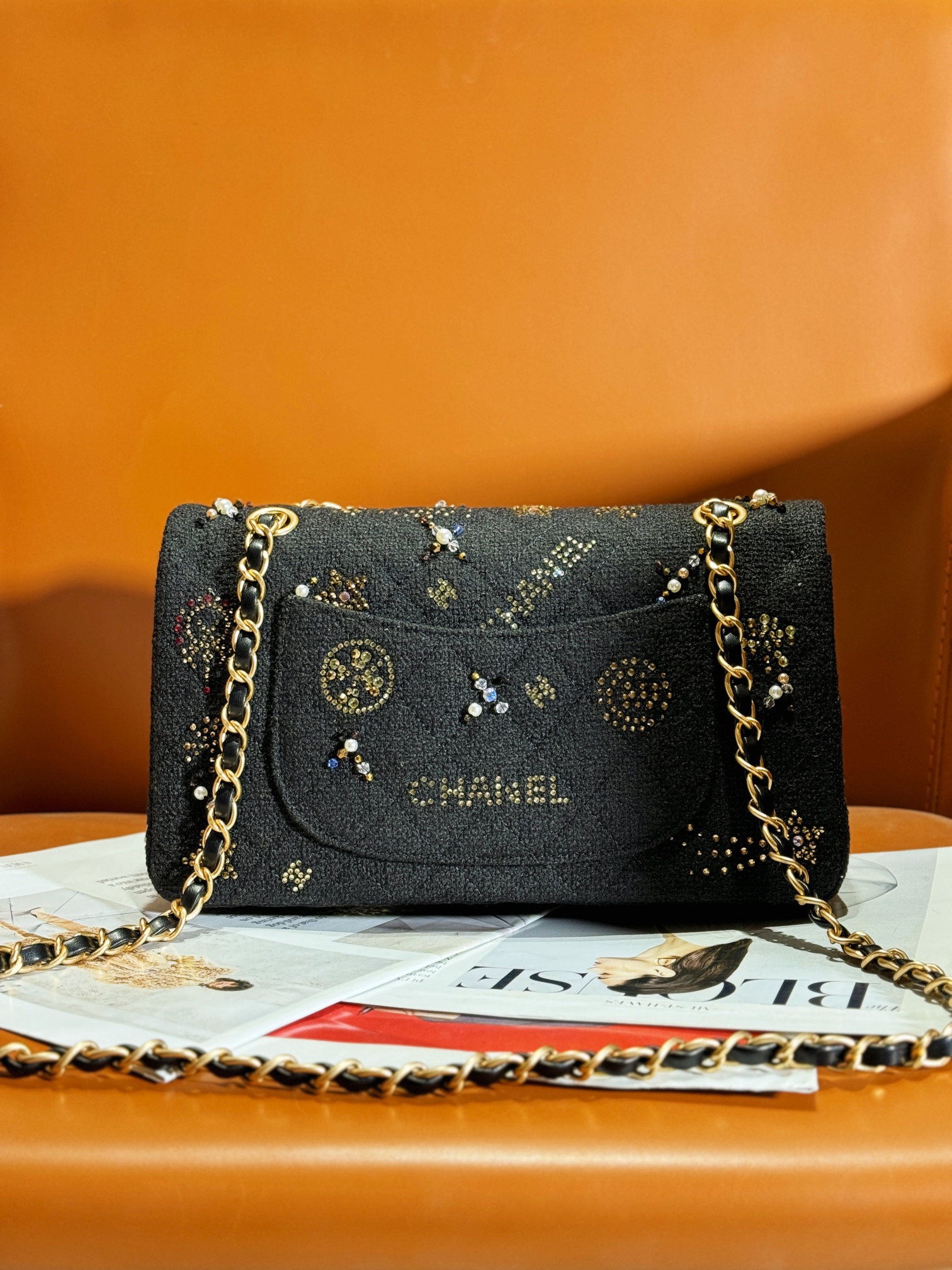 Chanel 頂級原單黑色刺繡鏈條包 奢華珍珠鉚釘設計｜歐美奢侈品精品推薦