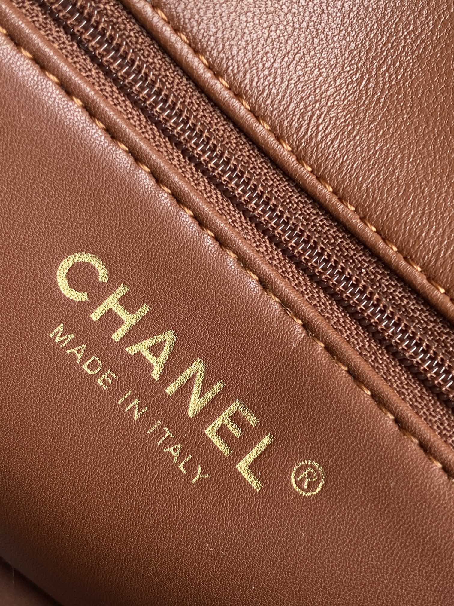 Chanel A貨焦糖拼接羊羔毛鏈條包 冬季柔感翻蓋設計｜歐美奢侈品精品推薦