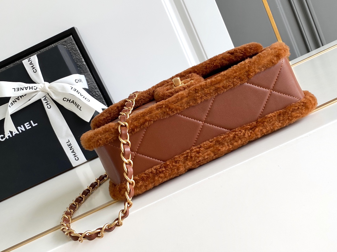 Chanel A貨焦糖色羊羔毛拼皮鏈條包 冬季柔絨限定｜歐美奢侈品精品推薦