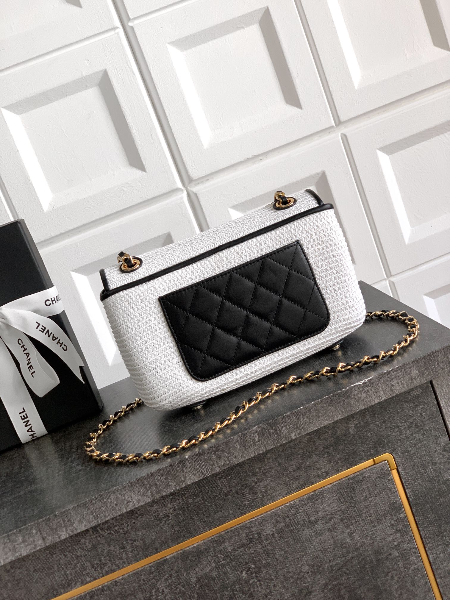 CHANEL高仿白色草編拼皮鏈條包 女士夏季精品手袋 百搭輕奢設計｜歐美奢侈品精品推薦