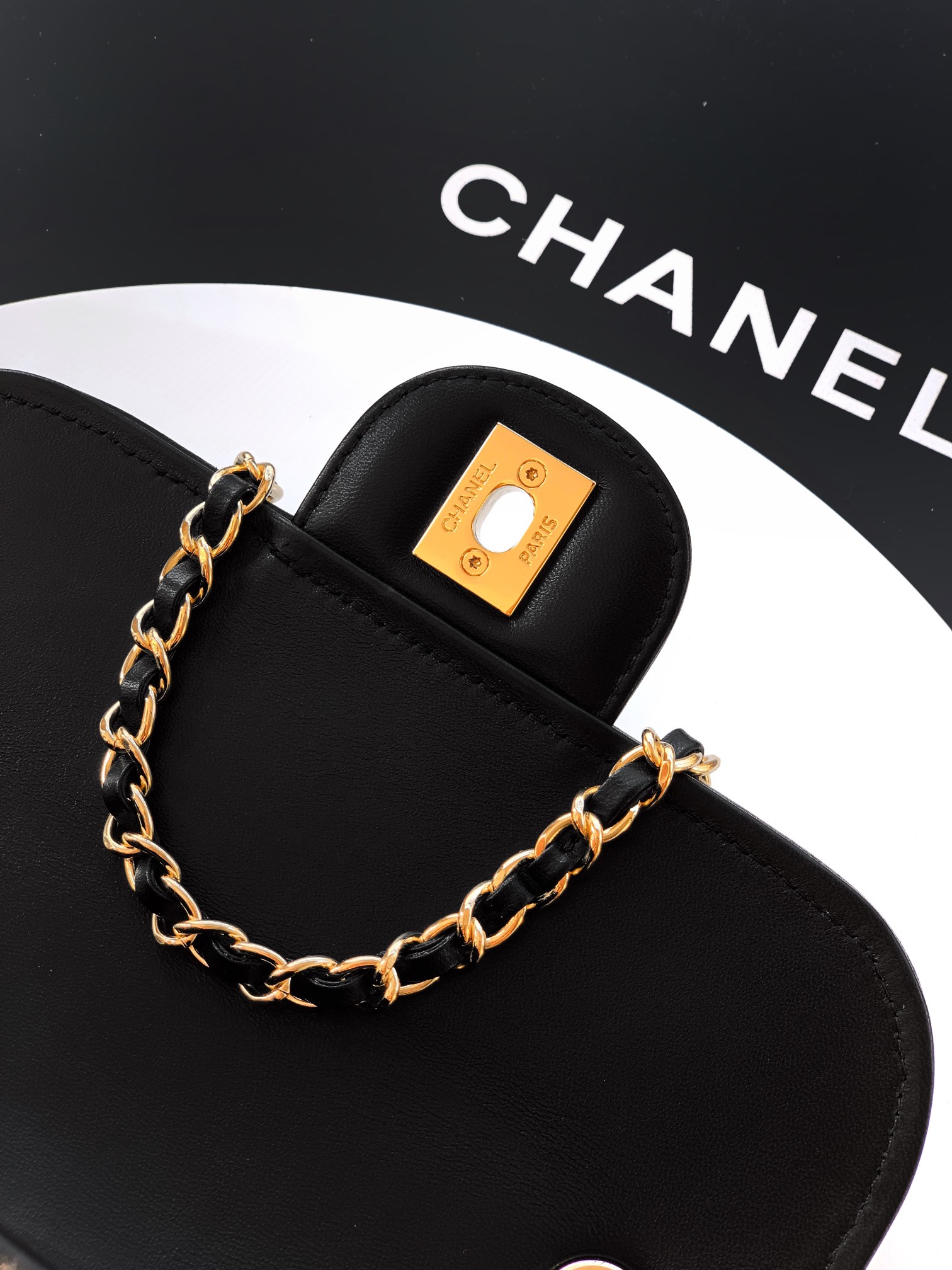 CHANEL高仿白色草編拼皮鏈條包 女士夏季精品手袋 百搭輕奢設計｜歐美奢侈品精品推薦