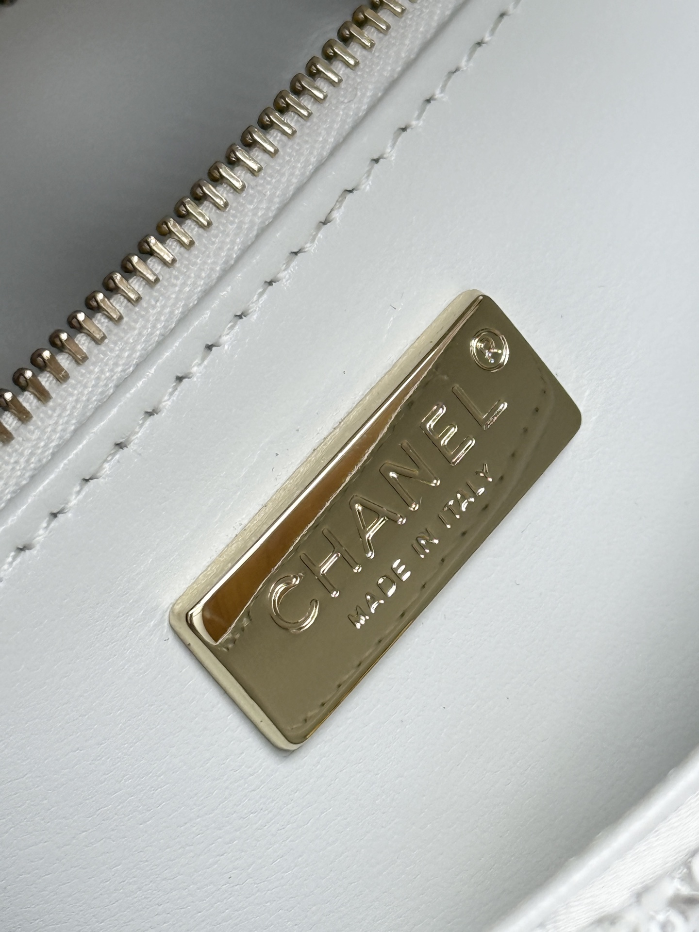 CHANEL高仿白色毛呢菱格鏈條包 女士優雅小香風精品包 冬季氣質款｜歐美奢侈品精品推薦