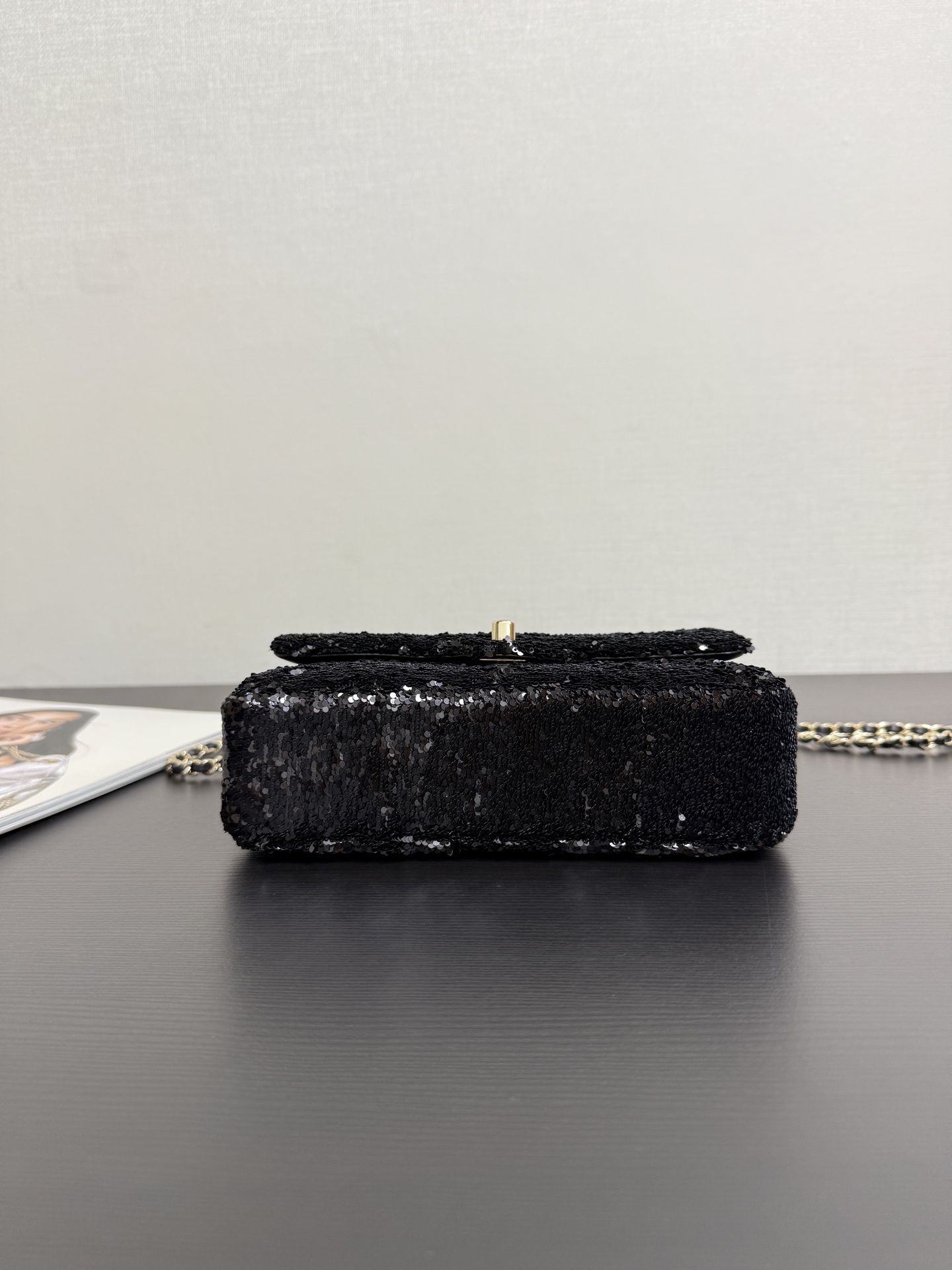 CHANEL高仿黑銀亮片鏈條包 女士閃耀菱格精品包 夜宴時尚款｜歐美奢侈品精品推薦