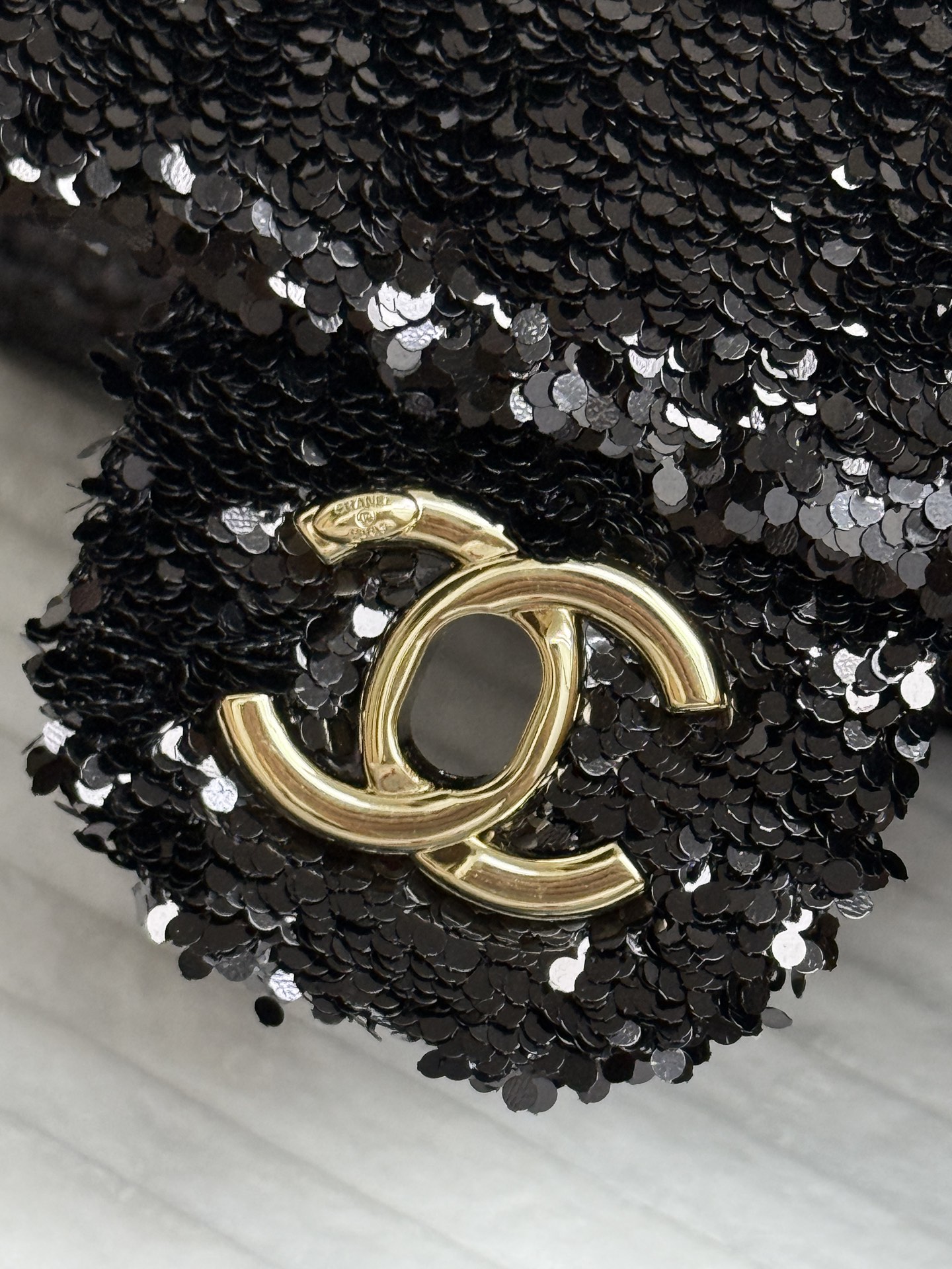 CHANEL高仿黑銀亮片鏈條包 女士閃耀菱格精品包 夜宴時尚款｜歐美奢侈品精品推薦