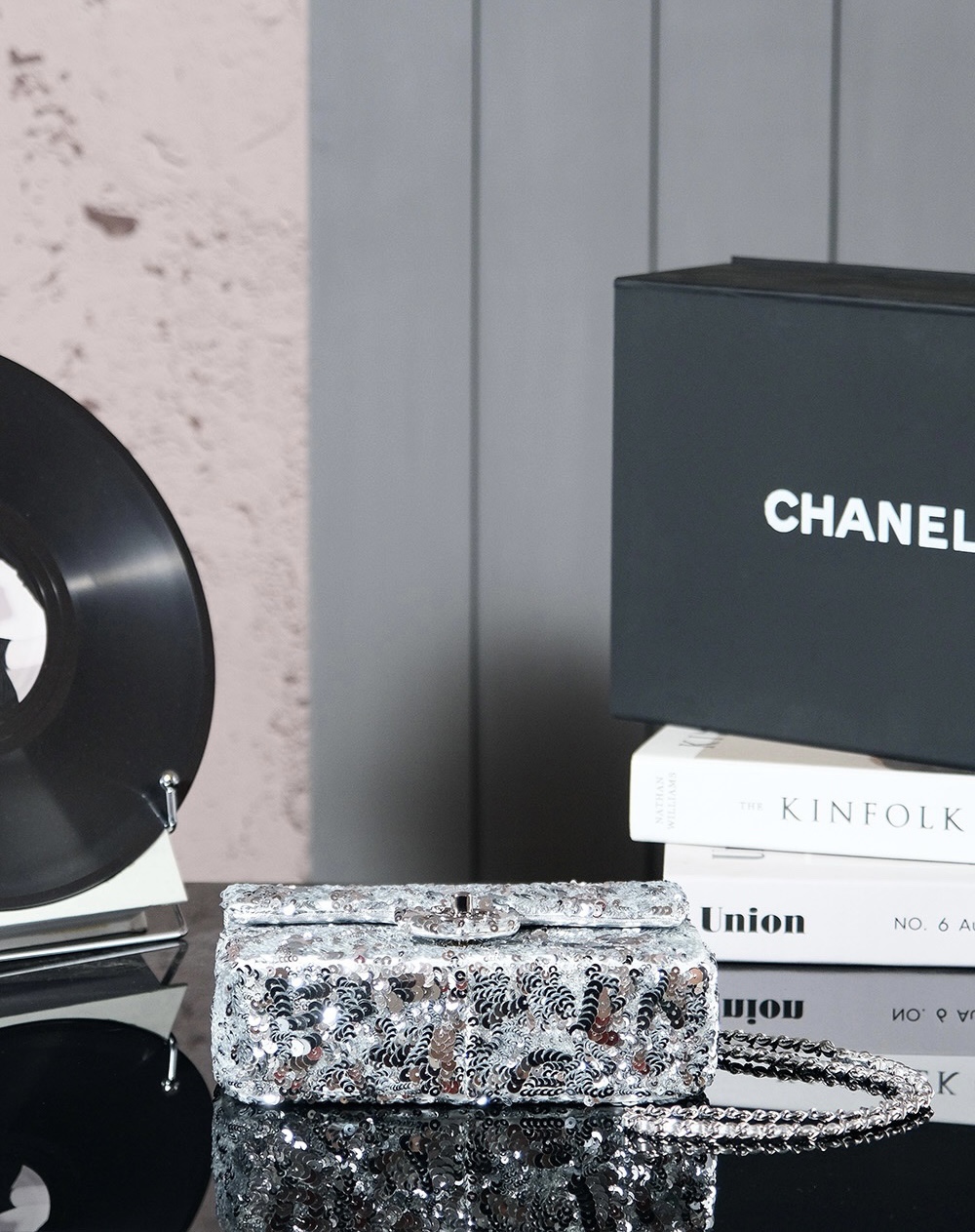 CHANEL高仿銀色亮片鏈條包 女士精品菱格手袋 晚宴閃耀奢華款｜歐美奢侈品精品推薦