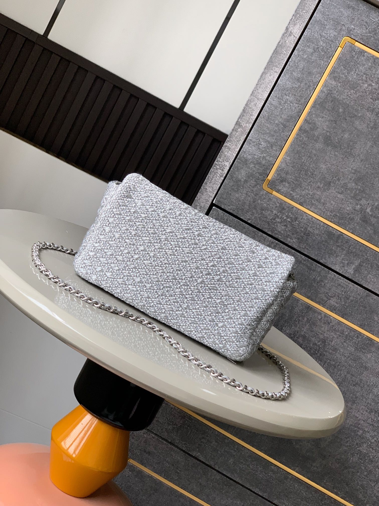 CHANEL高仿銀灰小香風鏈條包 菱格亮面布料設計 氣質典雅肩背包｜歐美奢侈品精品推薦