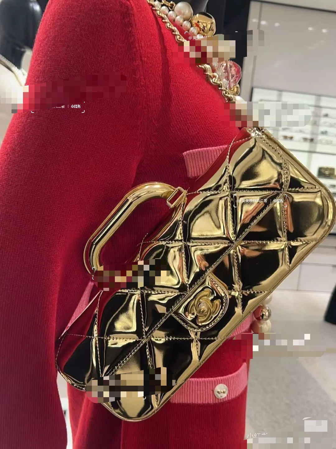 CHANEL高仿香檳金長型鏈條包 金屬亮面菱格手提包 奢華氣場造型｜歐美奢侈品精品推薦