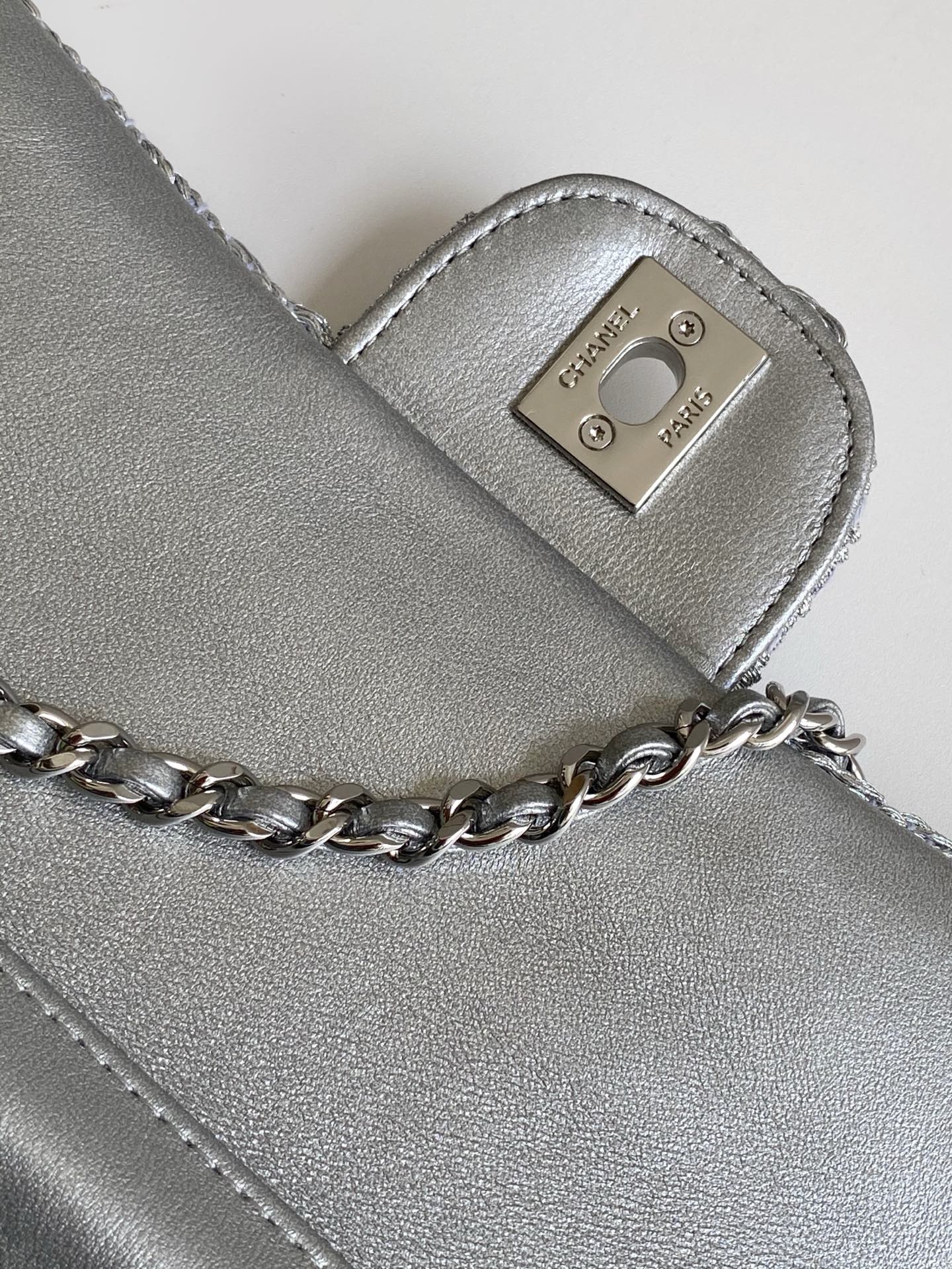 Chanel 原單銀灰針織質感包 低調奢華精品設計 女士百搭手袋｜歐美奢侈品精品推薦