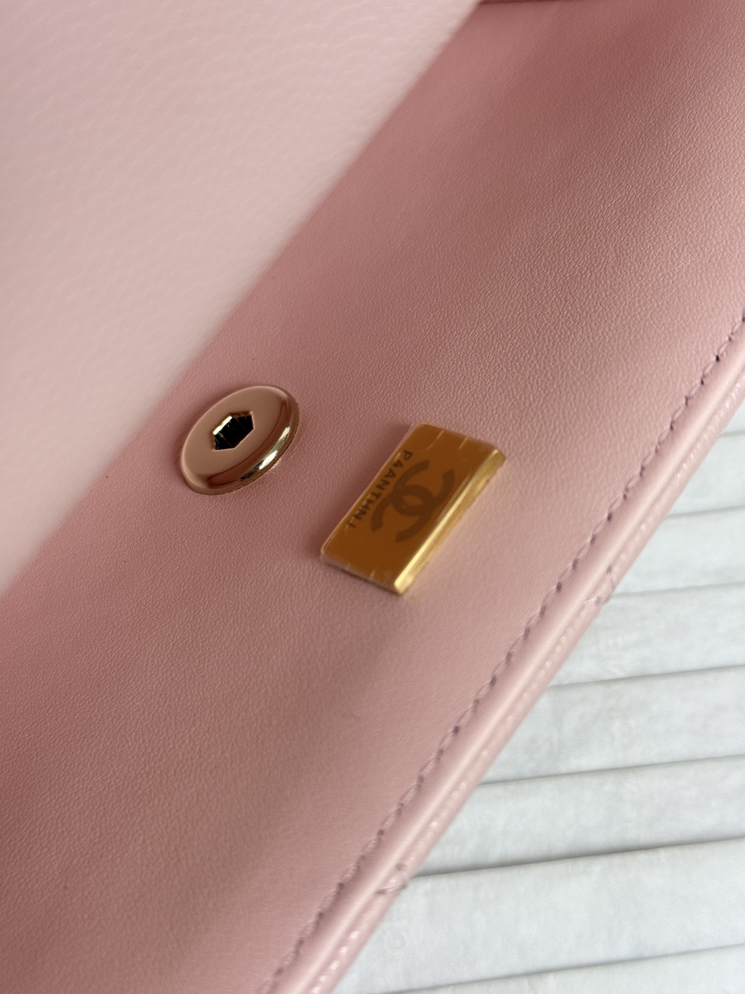 Chanel 高仿粉色菱格手提鏈條包 甜美氣質造型 小香風百搭精品女包