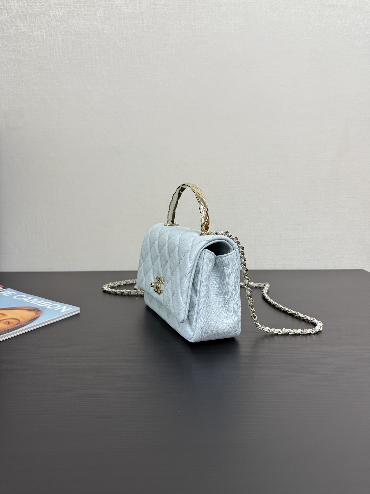Chanel 高仿淡藍菱格手提鏈條包 清新優雅氣質設計 小香風精品女包｜歐美奢侈品精品推薦