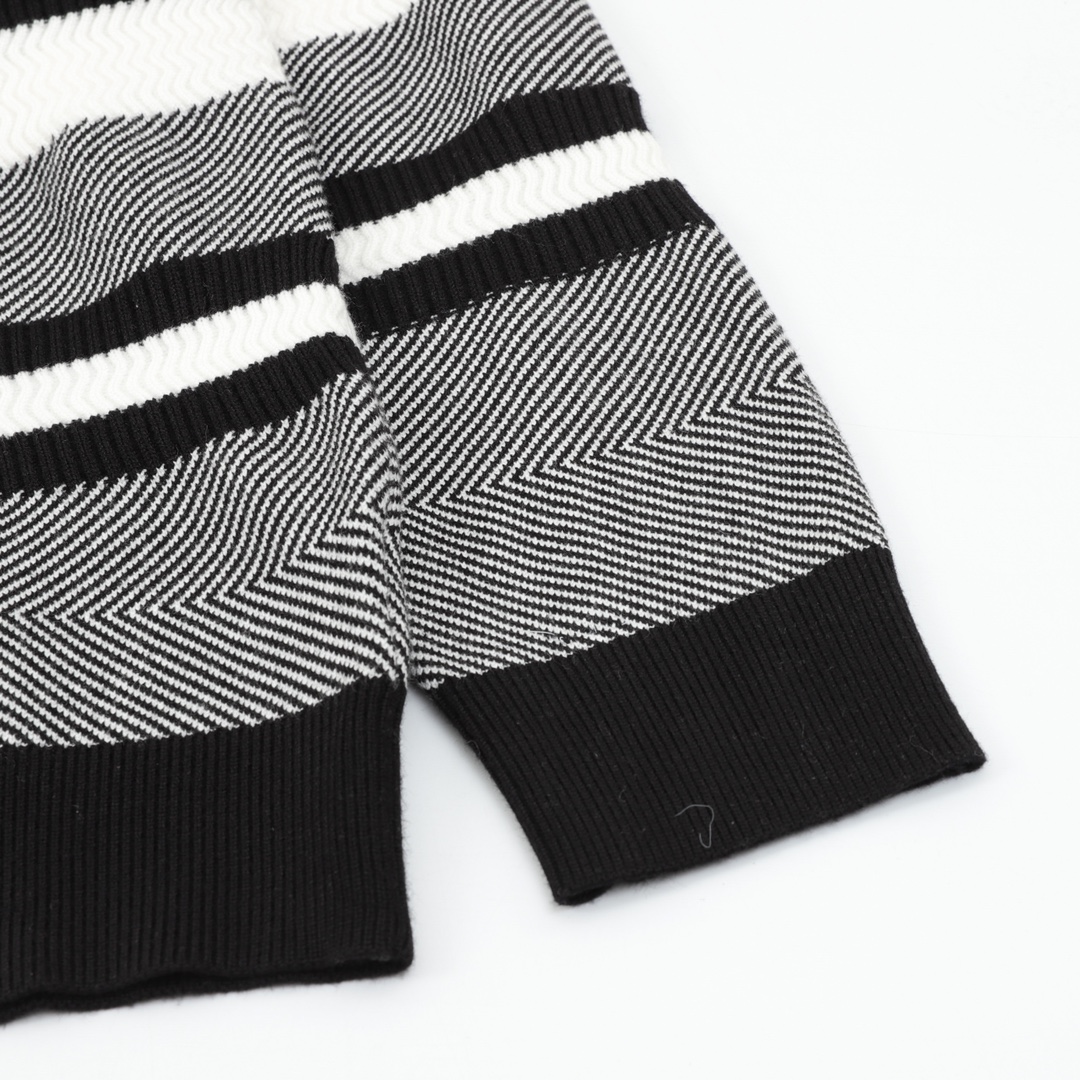 CHANEL高仿針織條紋上衣 女士黑白圓領長袖毛衣2025秋冬新款|超A仿原單精品圖片 10 CHANEL高仿針織條紋上衣 女士黑白圓領長袖毛衣2025秋冬新款|歐美奢侈品精品推薦