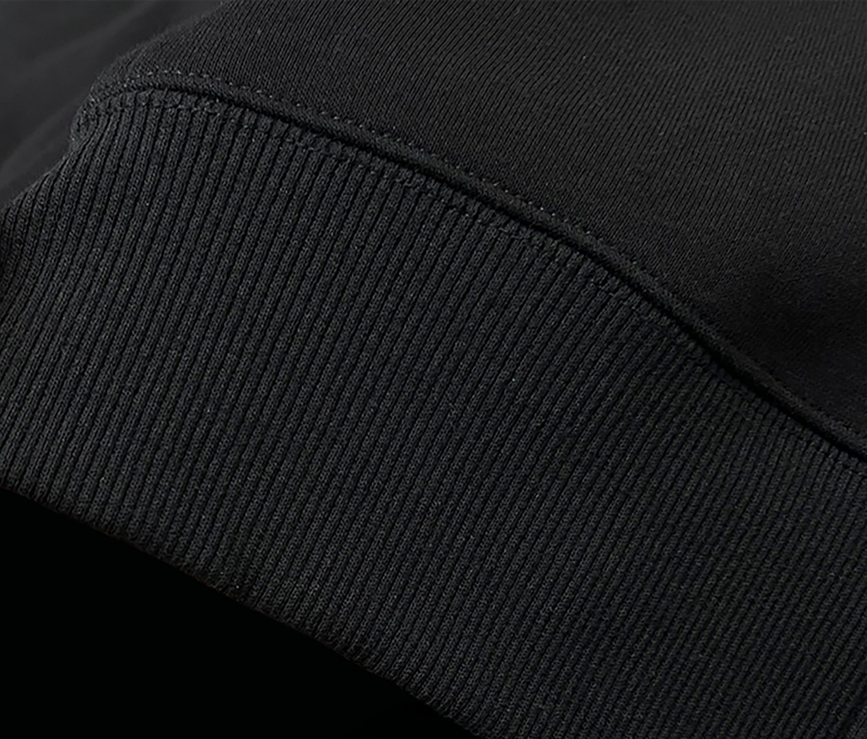 CHANEL高仿連帽外套 女士黑色水鑽LOGO拉鍊衛衣2025秋冬新款|超A仿原單精品圖片 9 CHANEL高仿連帽外套 女士黑色水鑽LOGO拉鍊衛衣2025秋冬新款|歐美奢侈品精品推薦