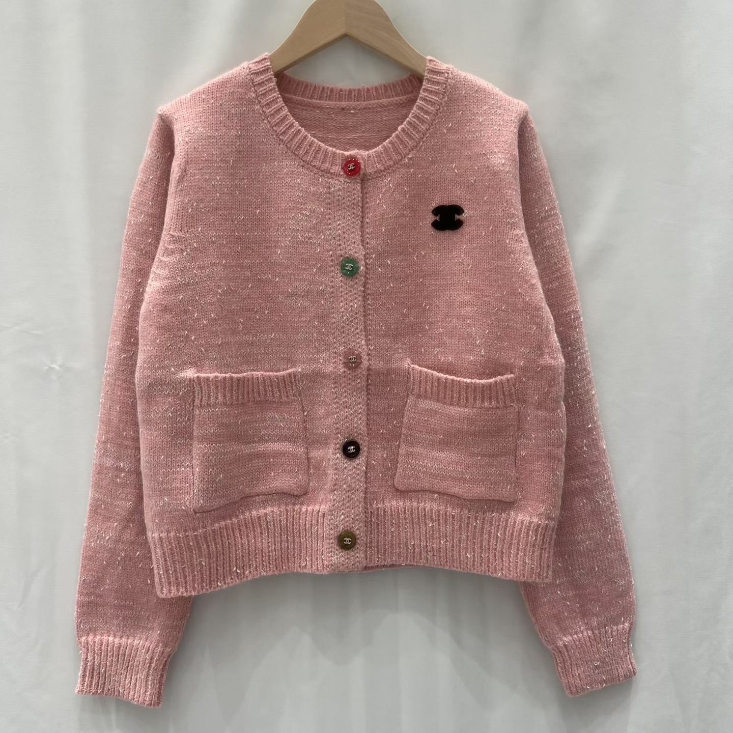 CHANEL精品仿製針織外套 女士珍珠扣開襟毛衣 三色可選｜歐美奢侈品精品推薦