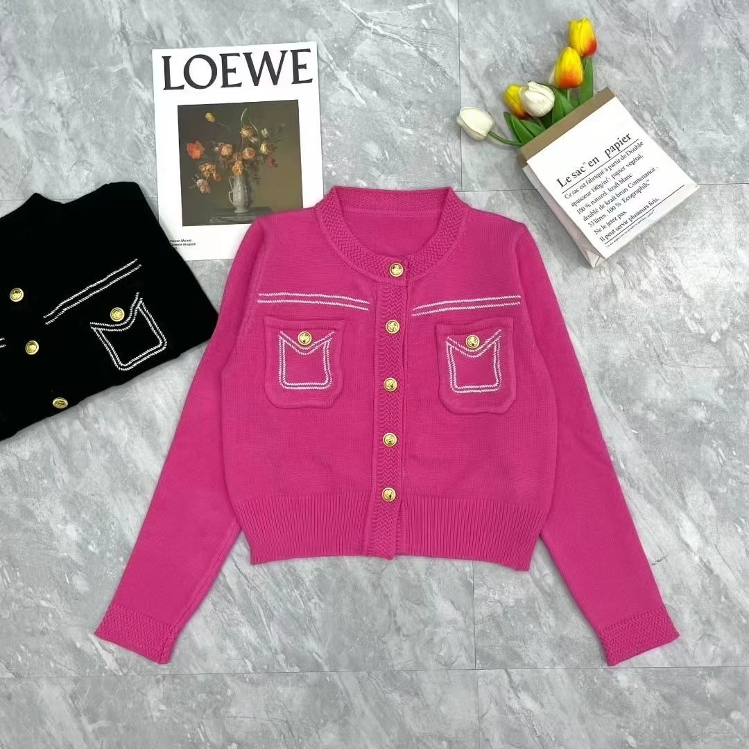 CHANEL原單金扣針織開衫 女士雙口袋設計 黑粉兩色可選｜歐美奢侈品精品推薦