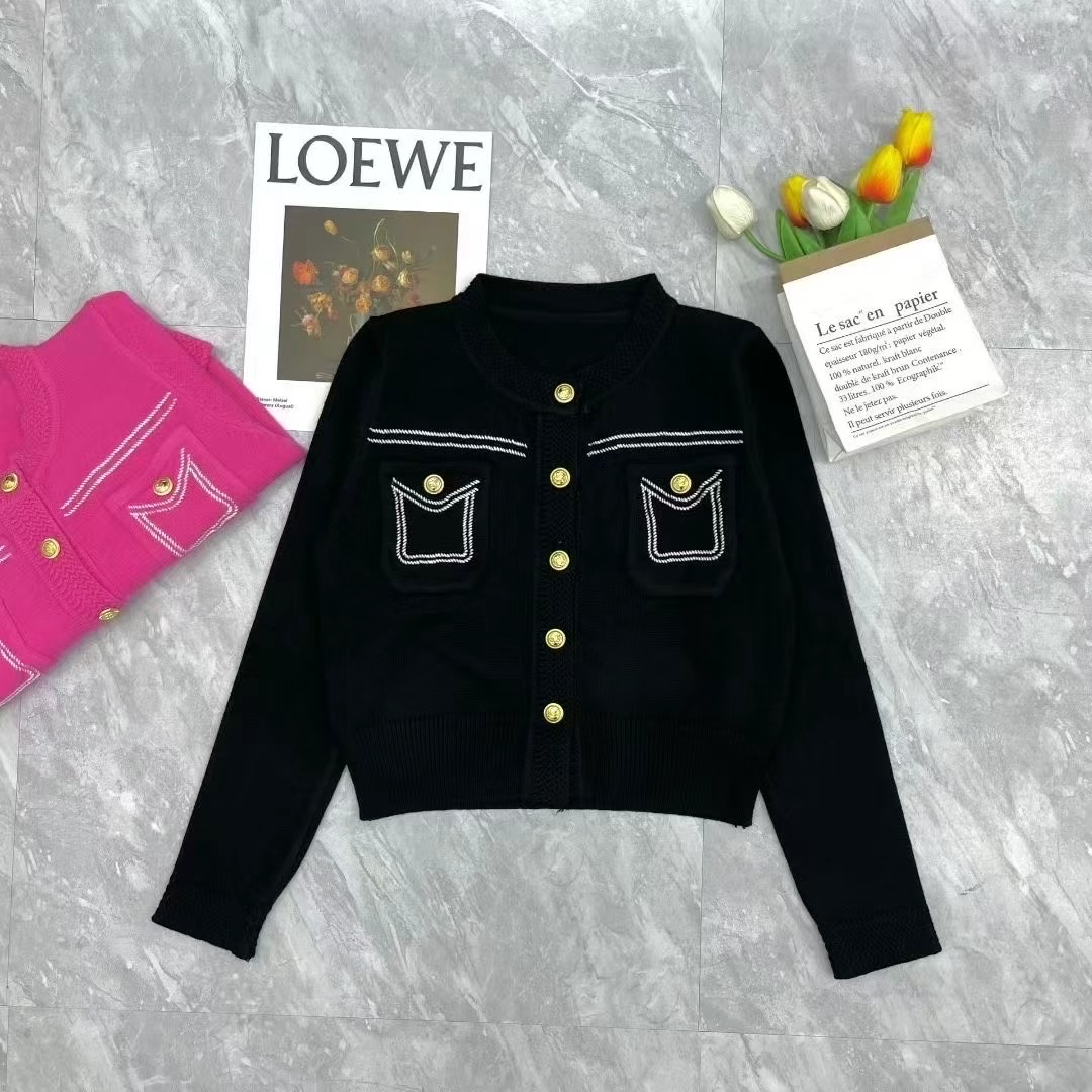 CHANEL原單金扣針織開衫 女士雙口袋設計 黑粉兩色可選｜歐美奢侈品精品推薦