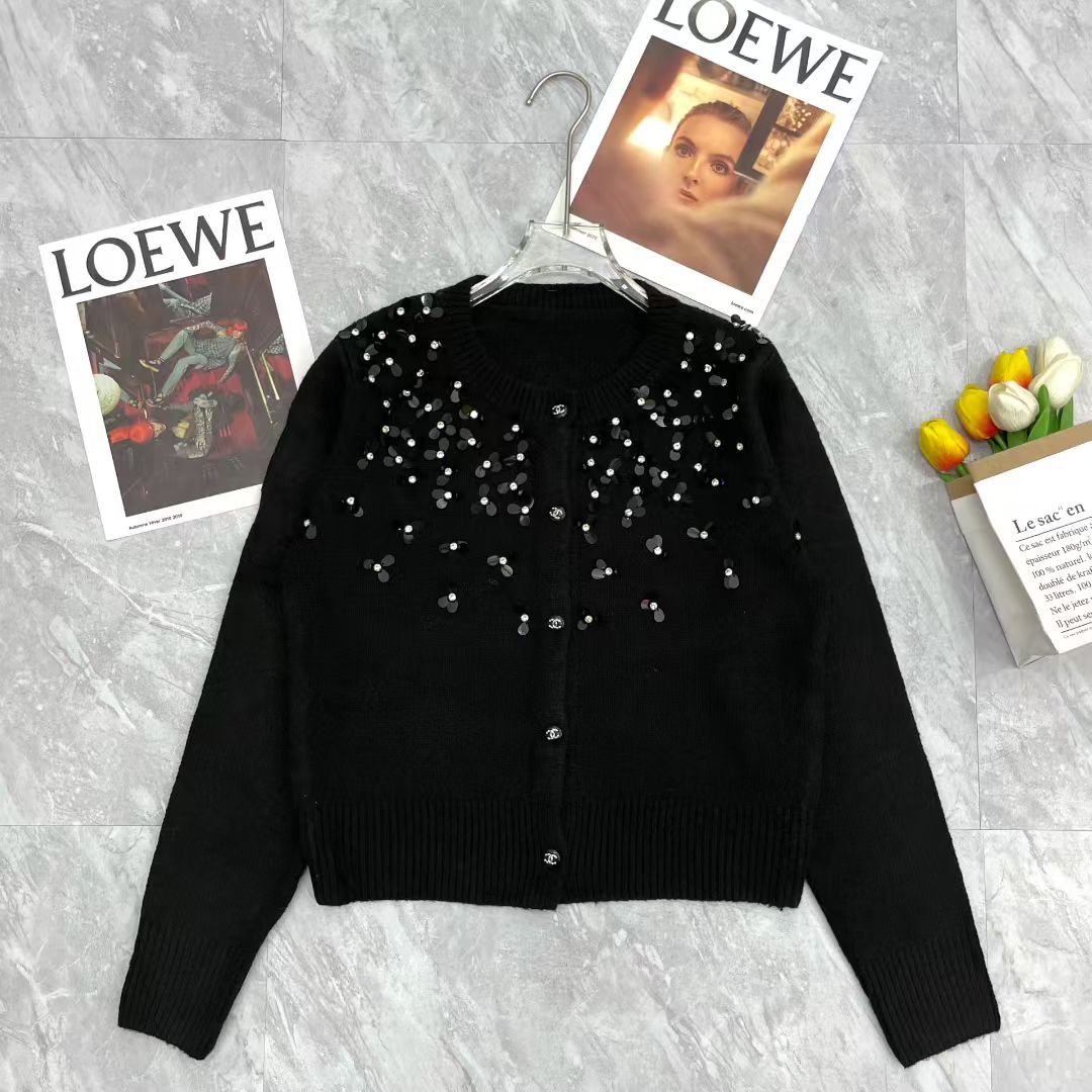 CHANEL原單仿製粉色亮片針織開襟衫 女士氣質羊毛毛衣|超A仿原單精品圖片 9 CHANEL原單仿製粉色亮片針織開襟衫 女士氣質羊毛毛衣|歐美奢侈品精品推薦